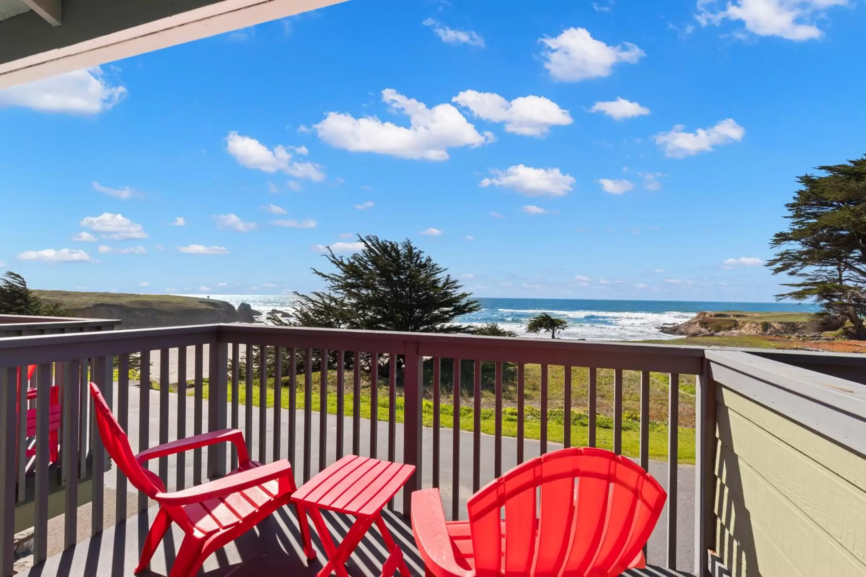 Patio, Balcony/Terrace in Beachcomber Motel