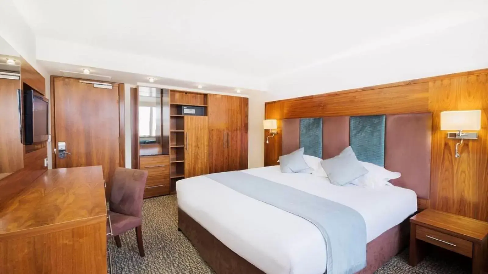 Bedroom, Bed in The View Hotel Bedroom, Bed in The View Hotel