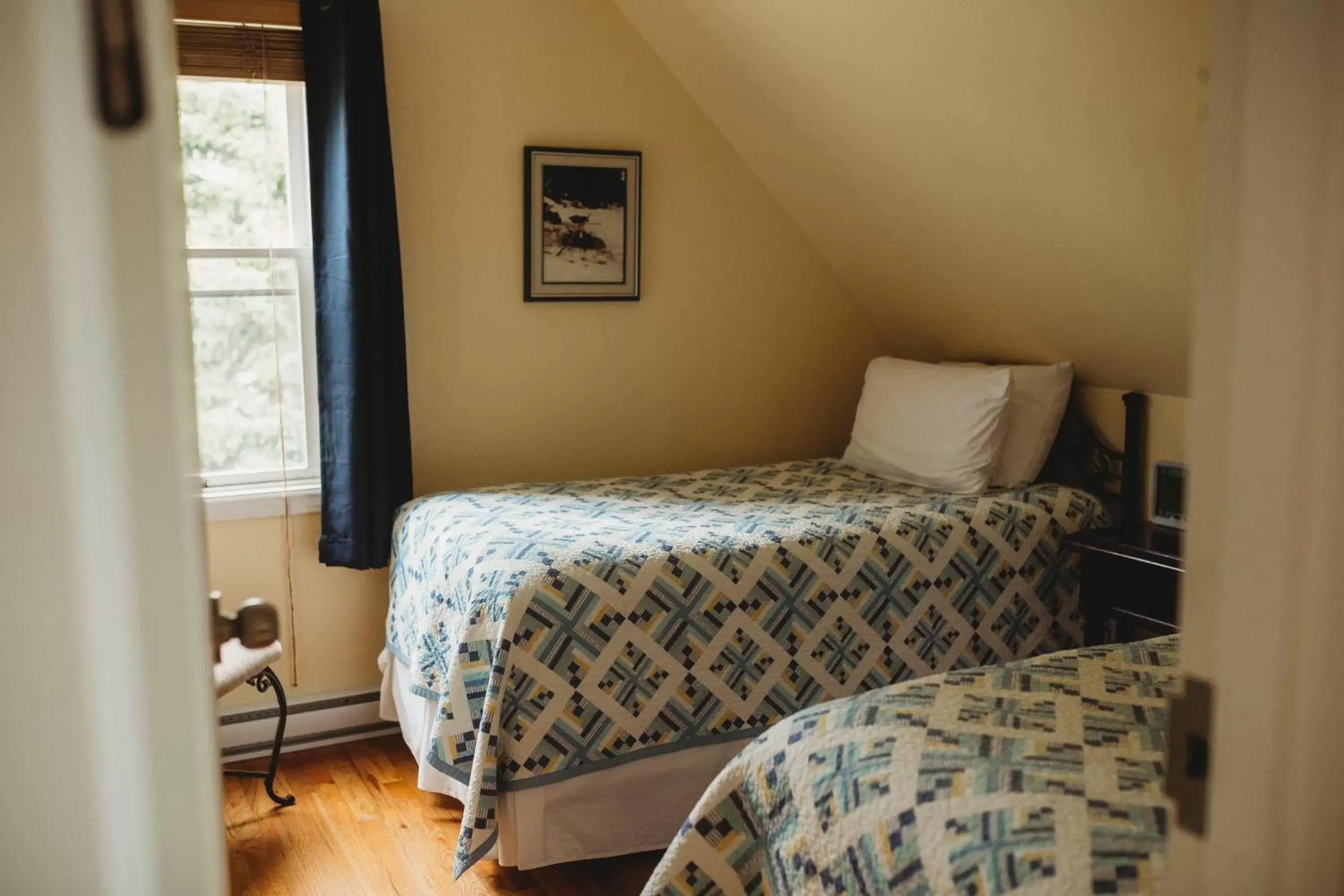 Standard Twin Room in Carriage House Inn Four and a Half Stars Standard Twin Room in Carriage House Inn Four and a Half Stars