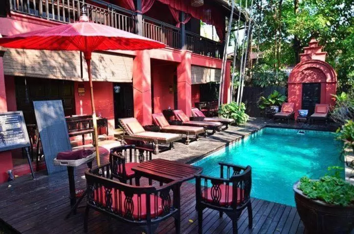 Tri Yaan Na Ros Colonial House