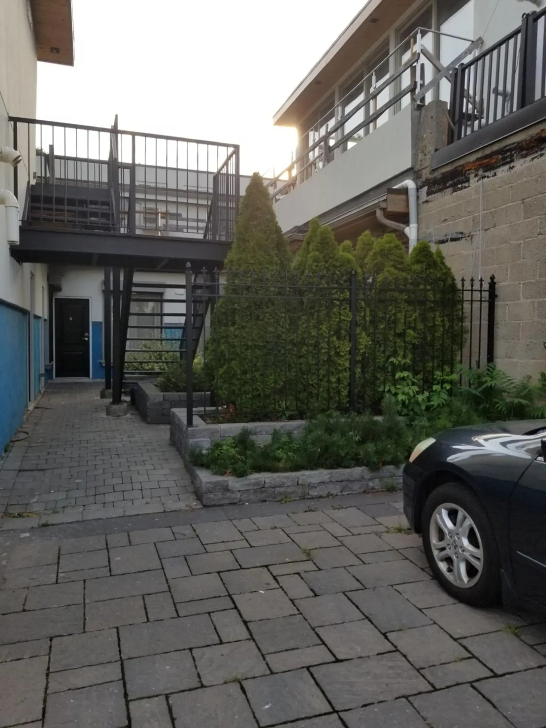 Dragon Gate Inn Dragon Gate Inn