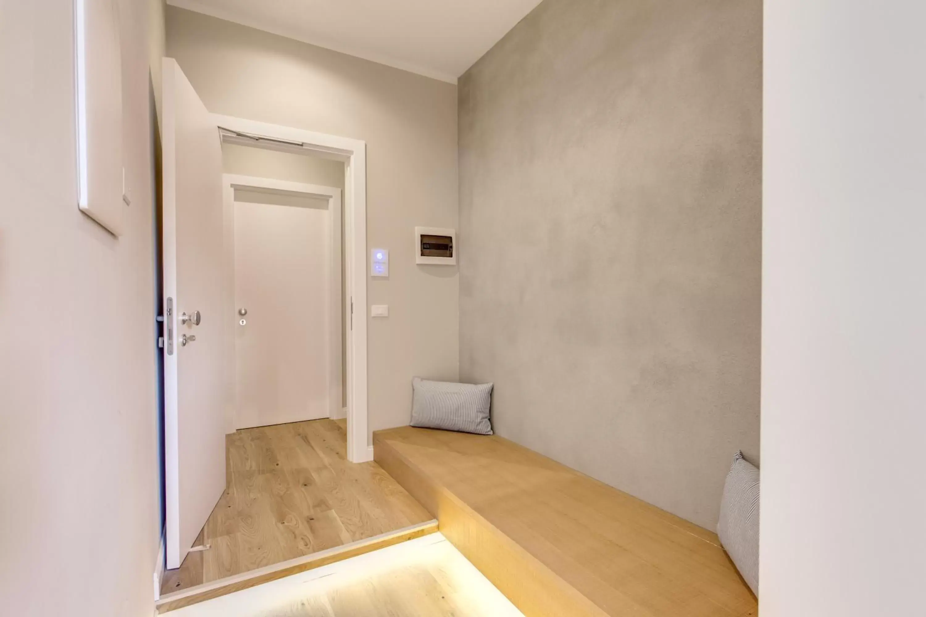 Communal lounge/ TV room, Bed in The Spanish Suite Campo de' Fiori