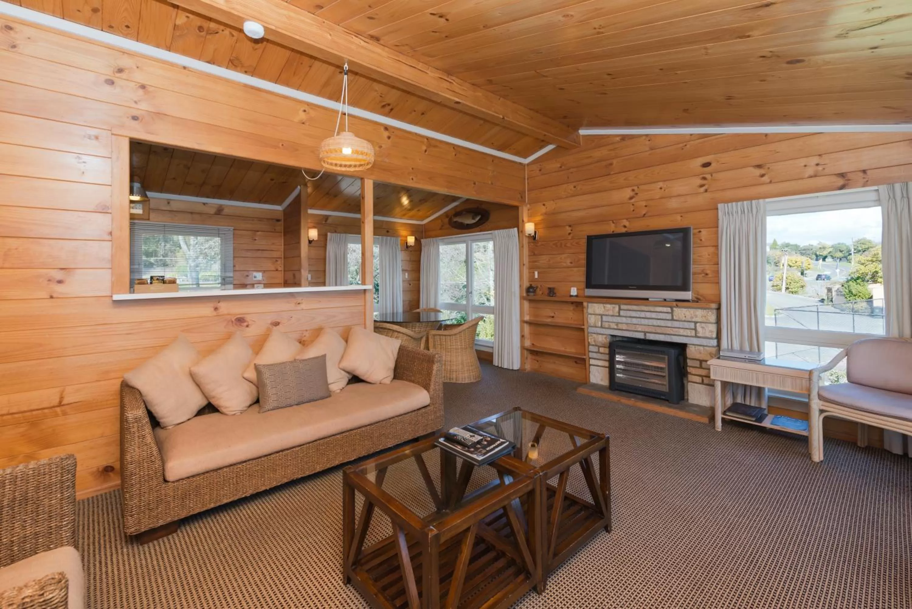 Day in Oasis Beach Motel