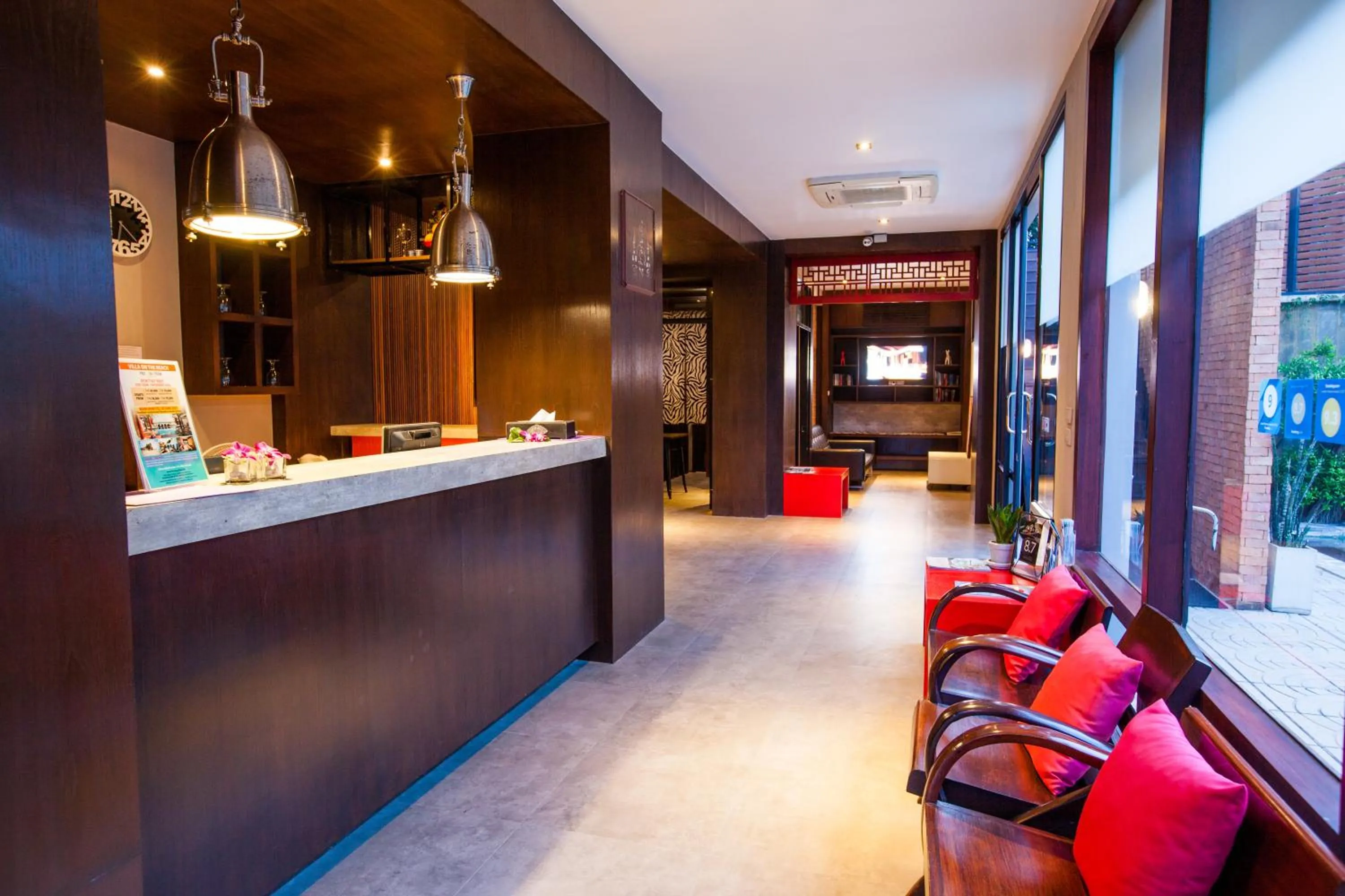 Lobby or reception in Amenity Apartel Samui