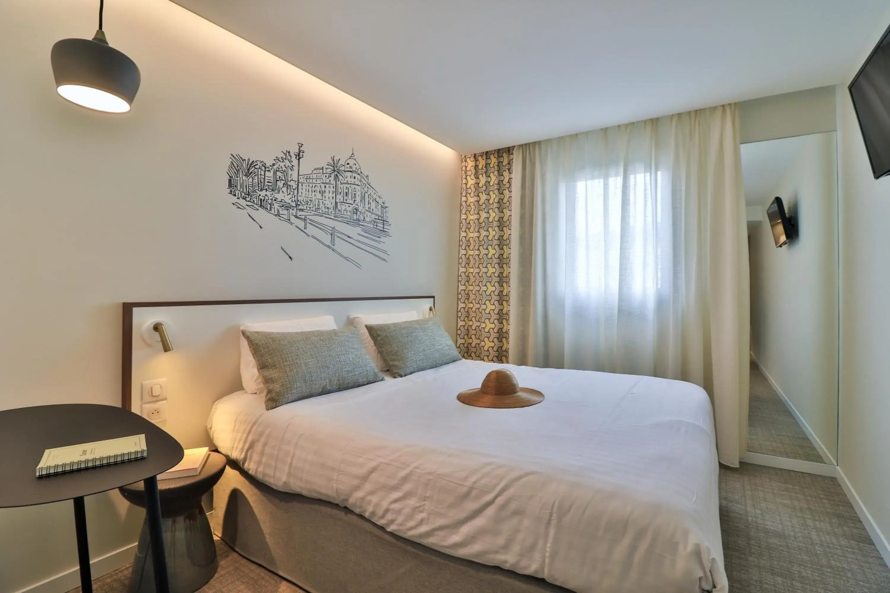 Bedroom, Bed in Hotel du Pin Nice Port Bedroom, Bed in Hotel du Pin Nice Port