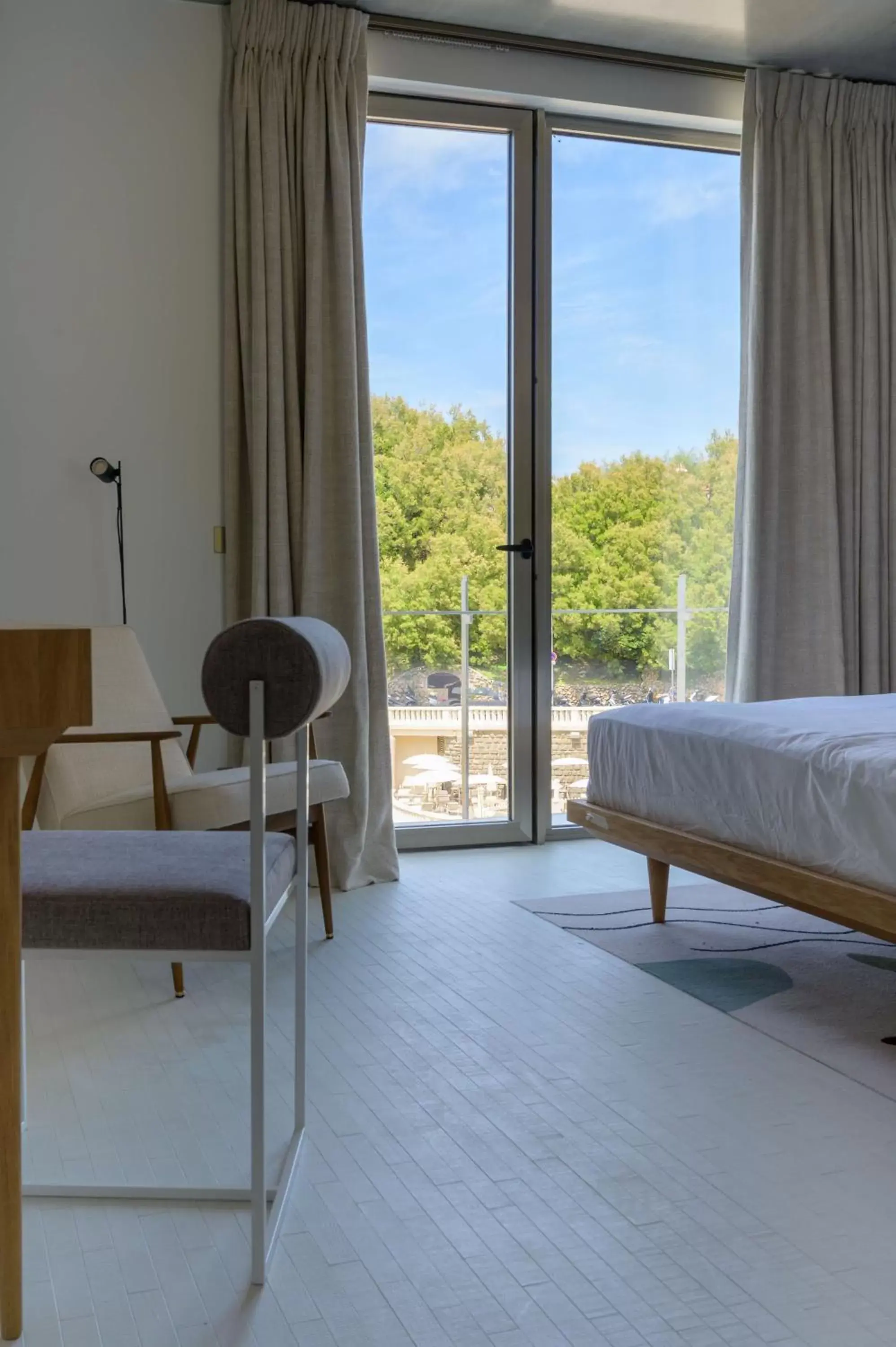 Bedroom in Hotel de La Plage - Nouvel Etablissement