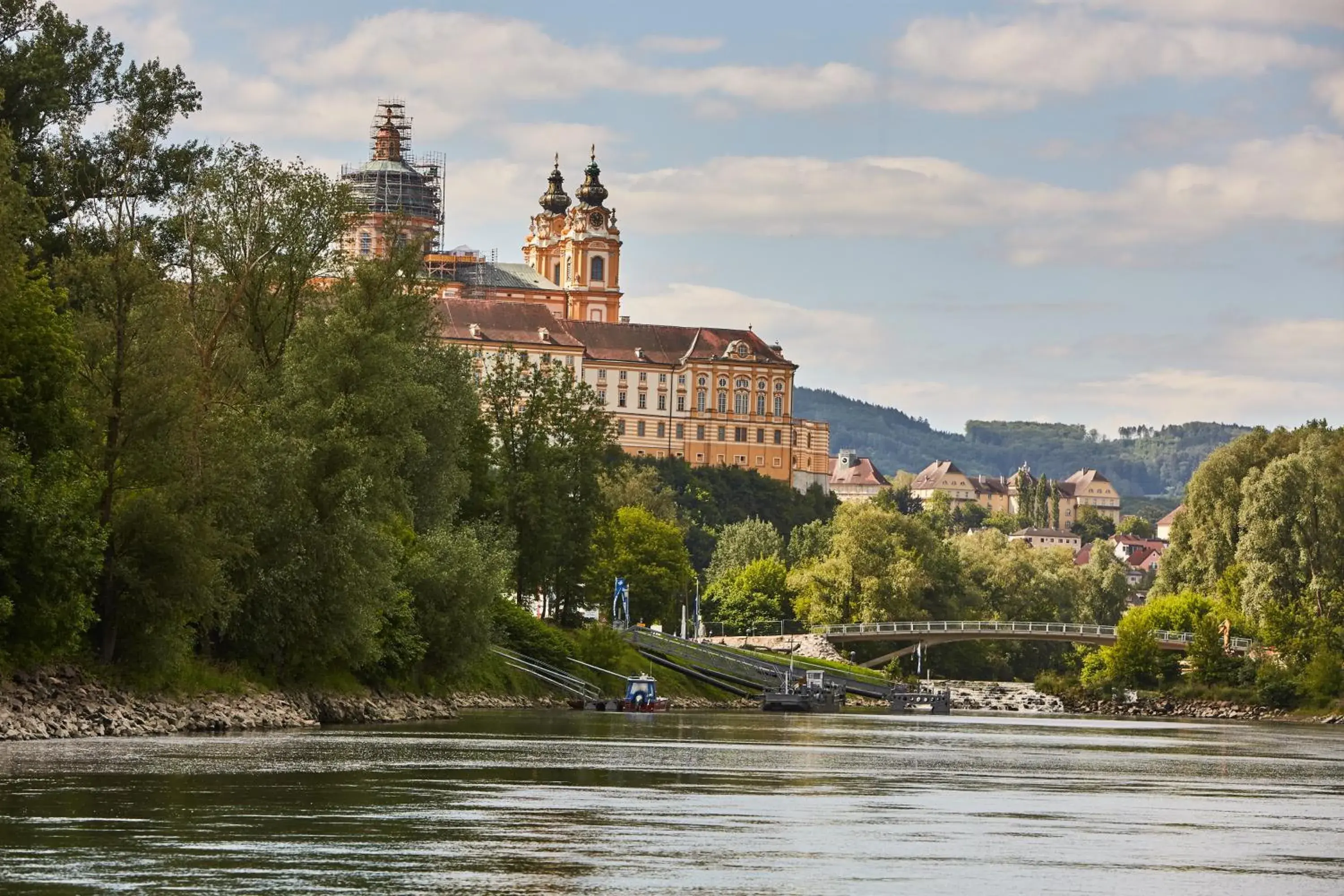 Nearby landmark in Hotel Donauhof