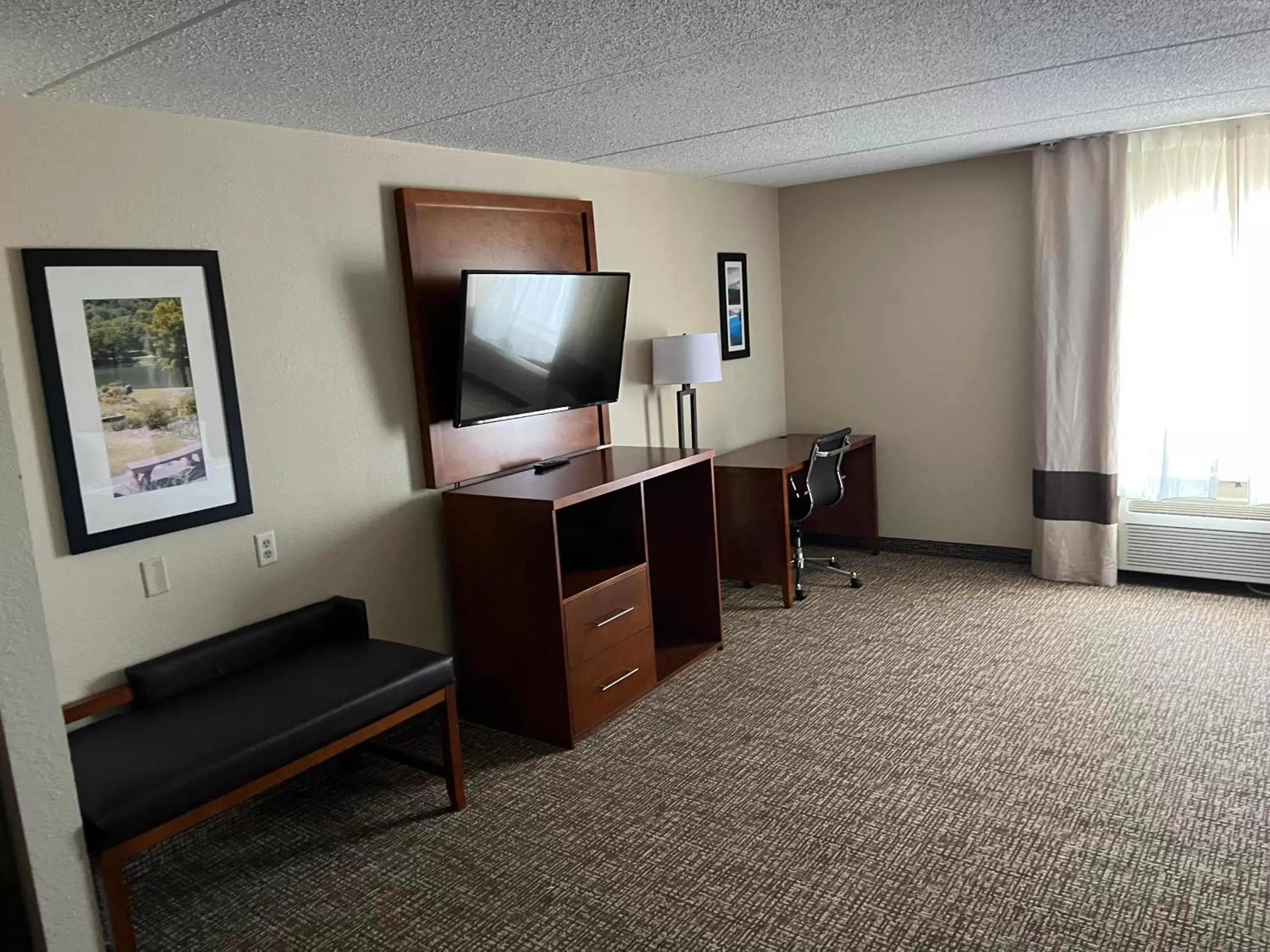 Bedroom, TV/Entertainment Center in Wingate by Wyndham Clearfield