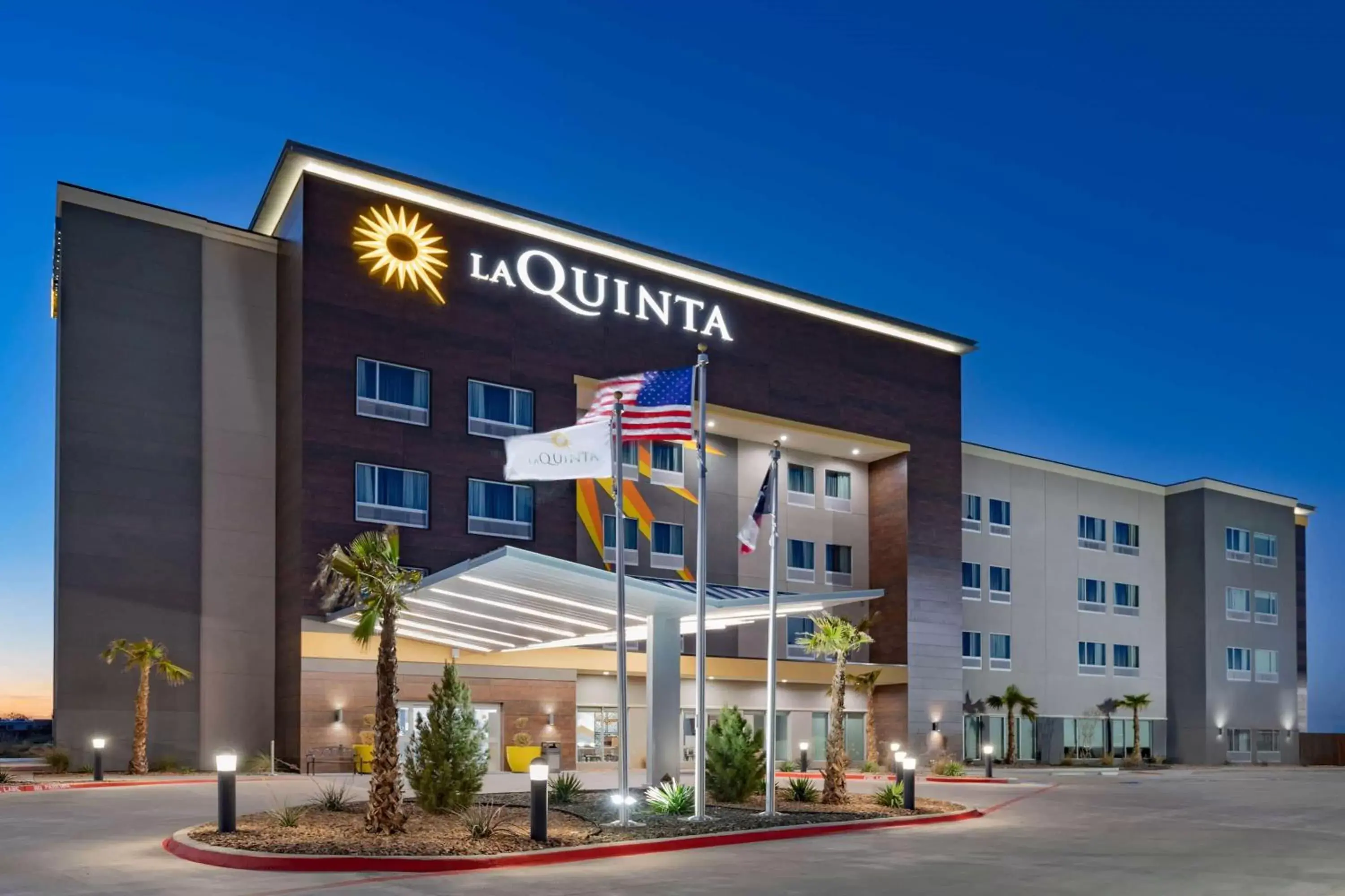 Property building in La Quinta Inn & Suites by Wyndham Fort Stockton Northeast