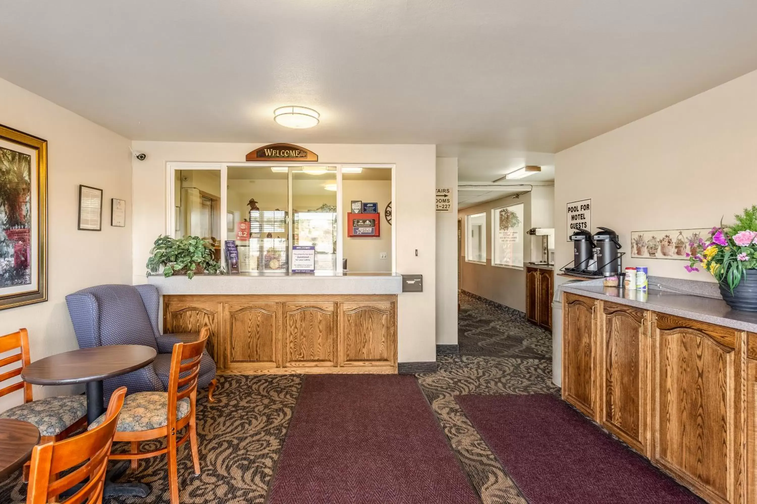Lobby or reception in Americas Best Value Inn Burns Lobby or reception in Americas Best Value Inn Burns