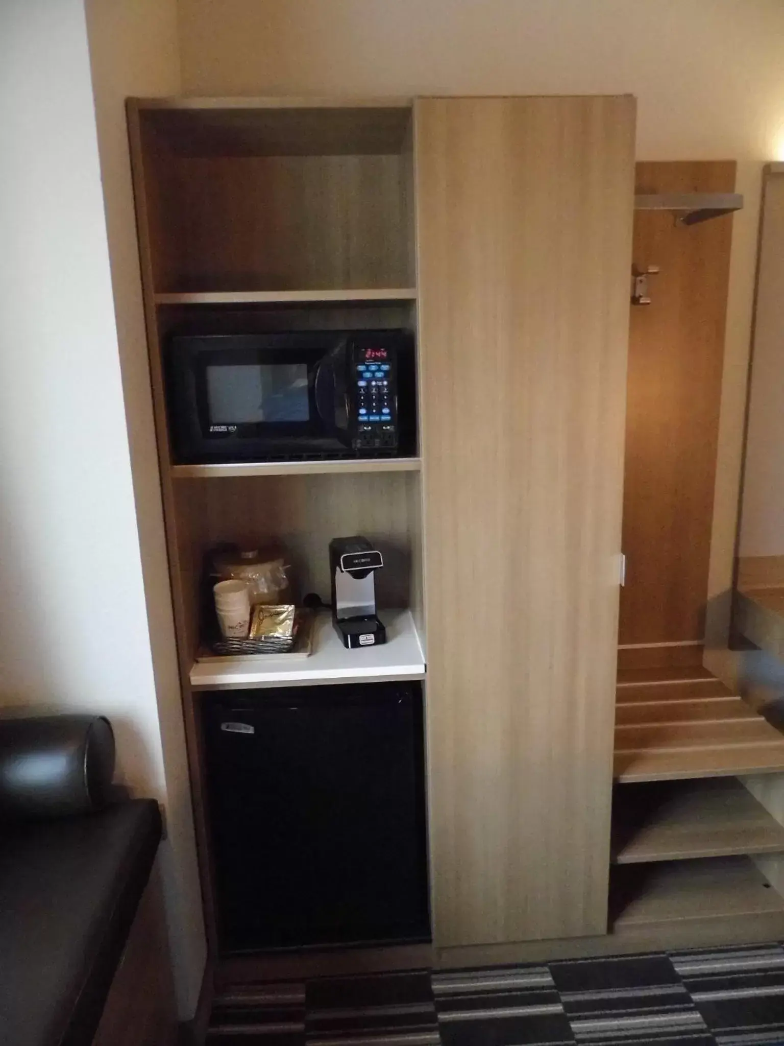 Queen Room - Disability Access - Non-Smoking in Microtel Inn & Suites by Wyndham Vernal/Naples Queen Room - Disability Access - Non-Smoking in Microtel Inn & Suites by Wyndham Vernal/Naples