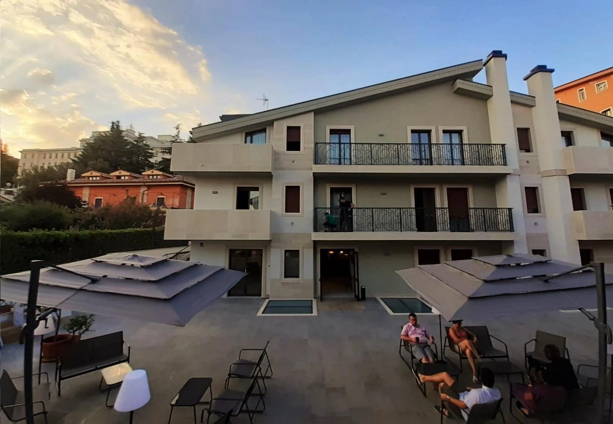 Property building in Hotel Colonne