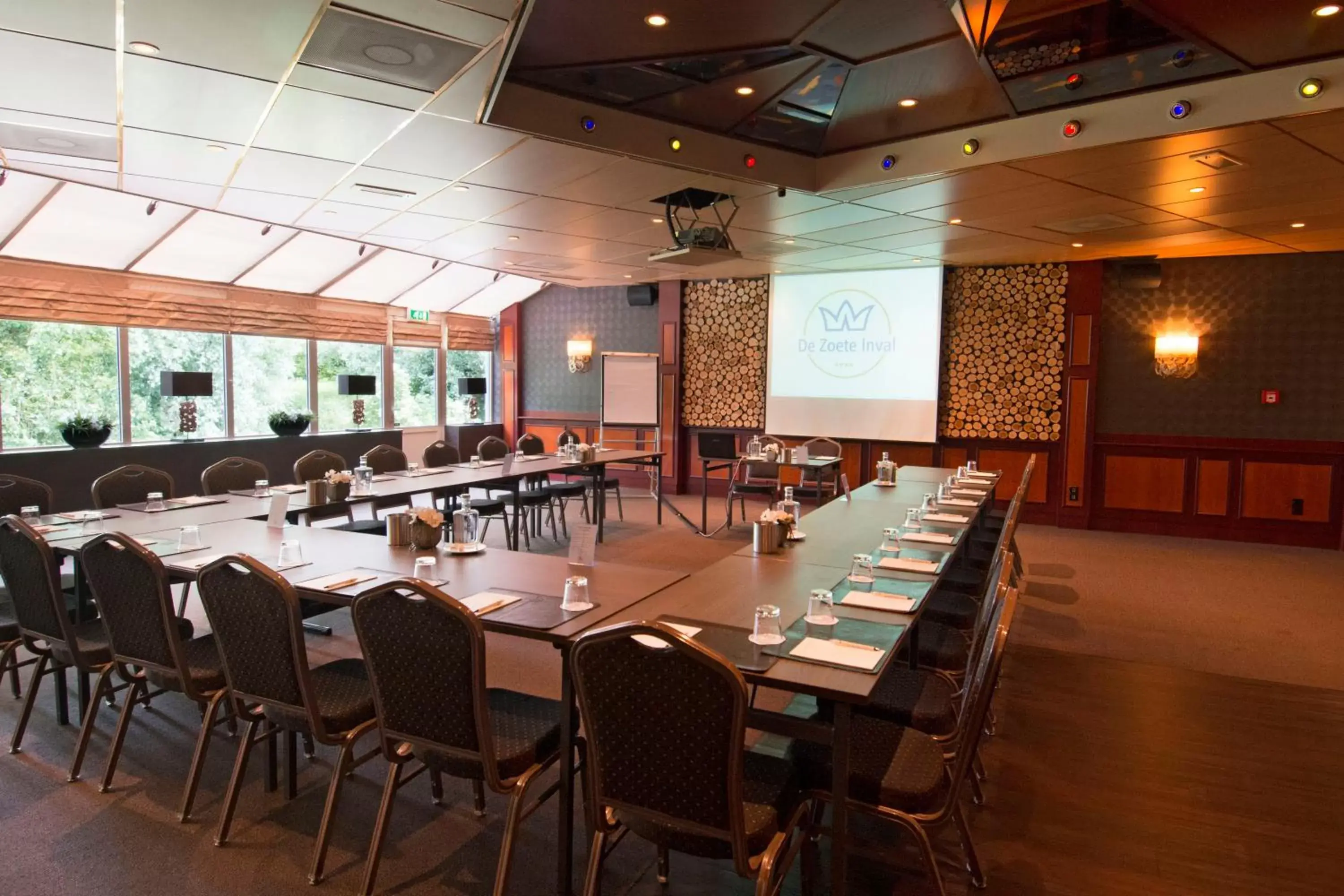 Meeting/conference room in Hotel De Zoete Inval Haarlemmerliede