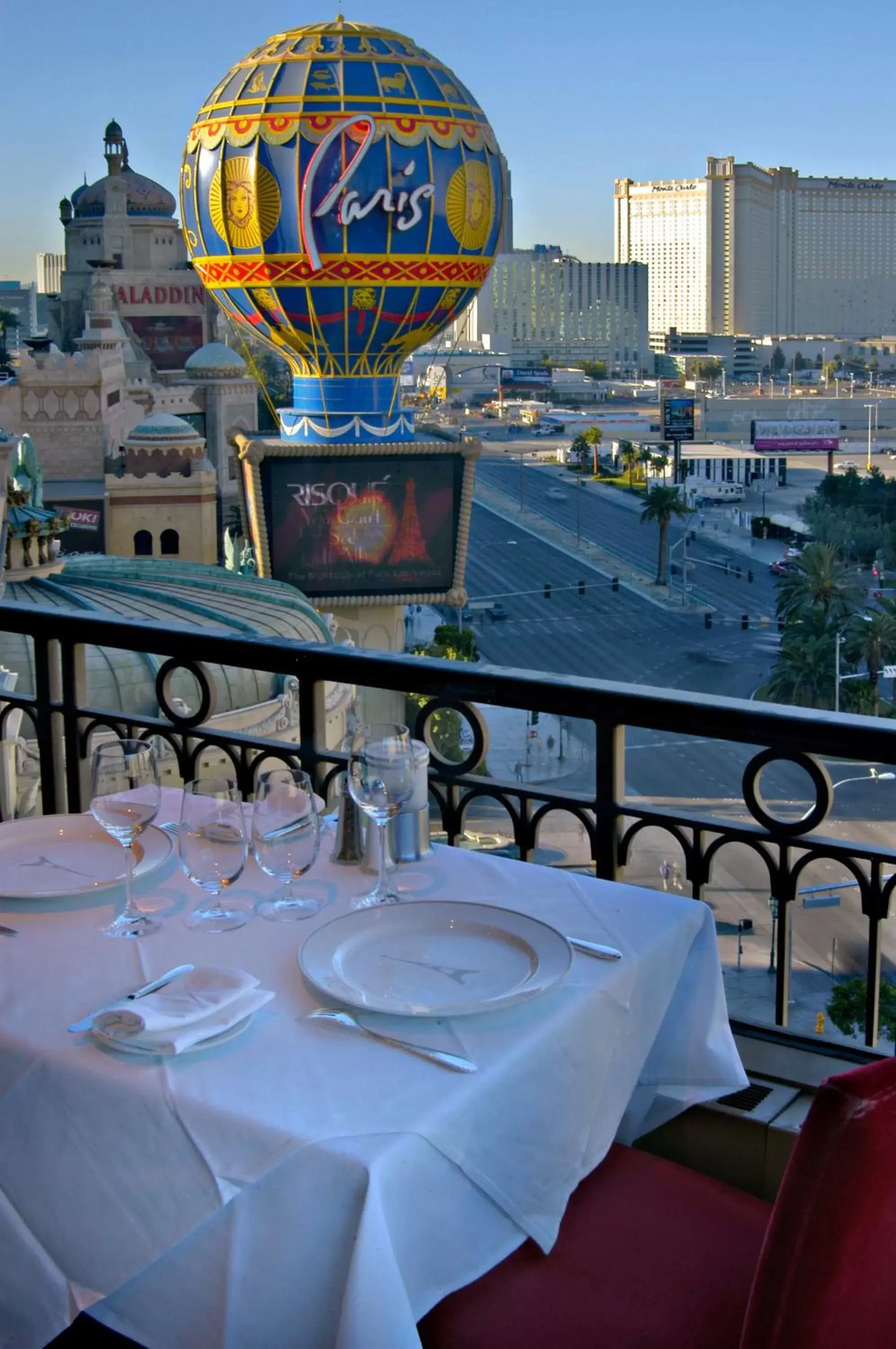 Restaurant/Places to Eat in Paris Las Vegas Hotel & Casino