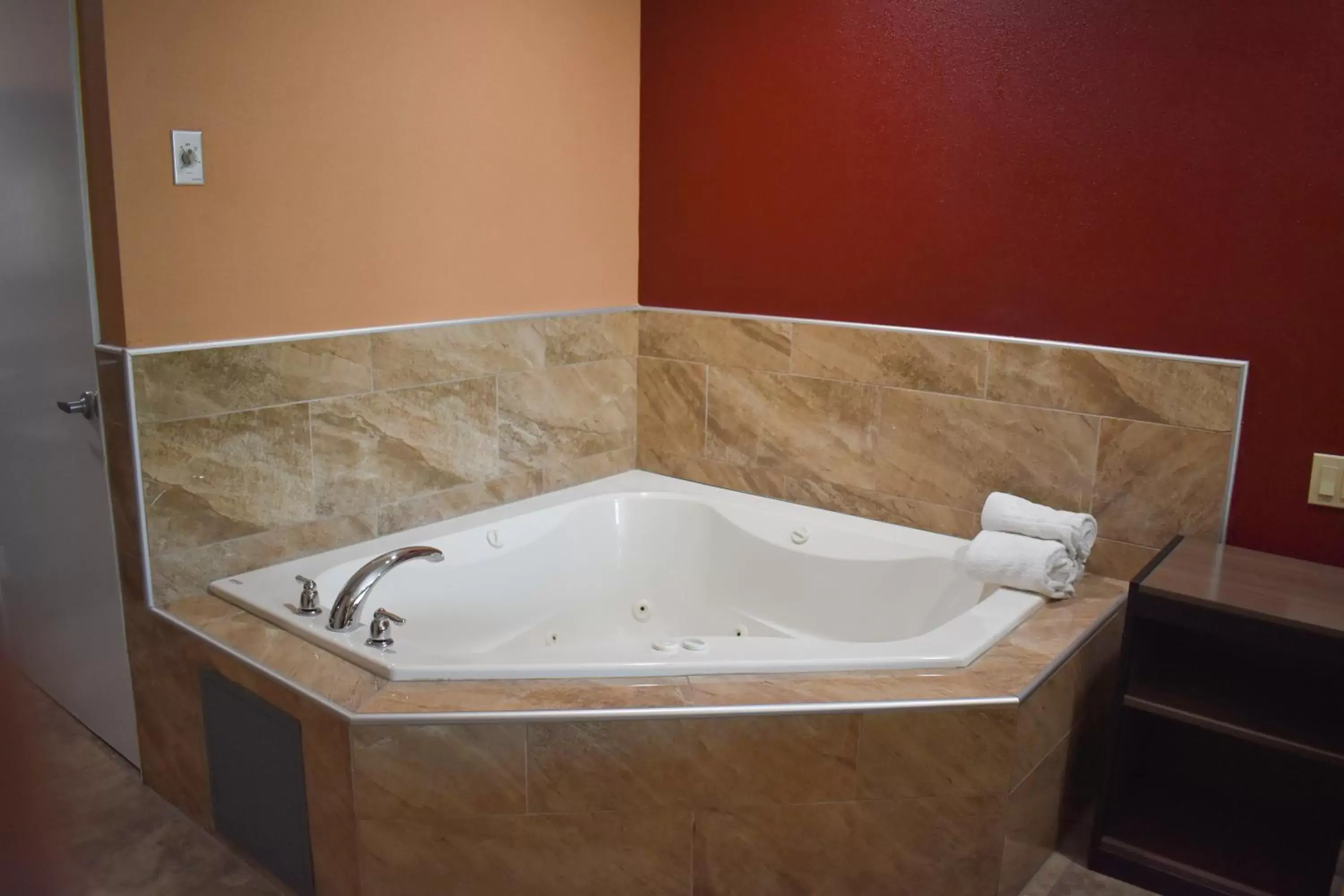 Bathroom in Americas Best Value Inn Manteca