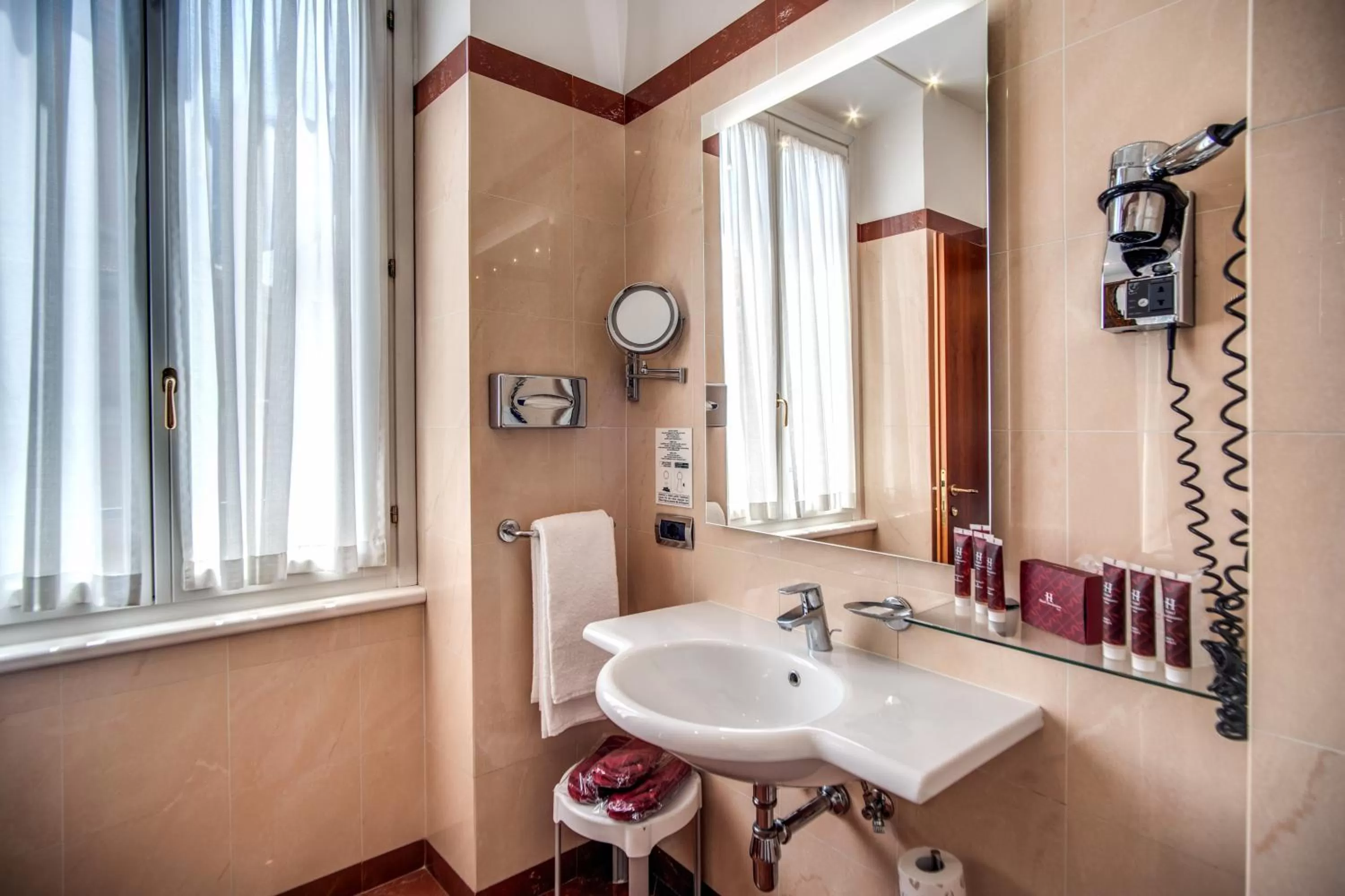 Bathroom in Hotel Diocleziano