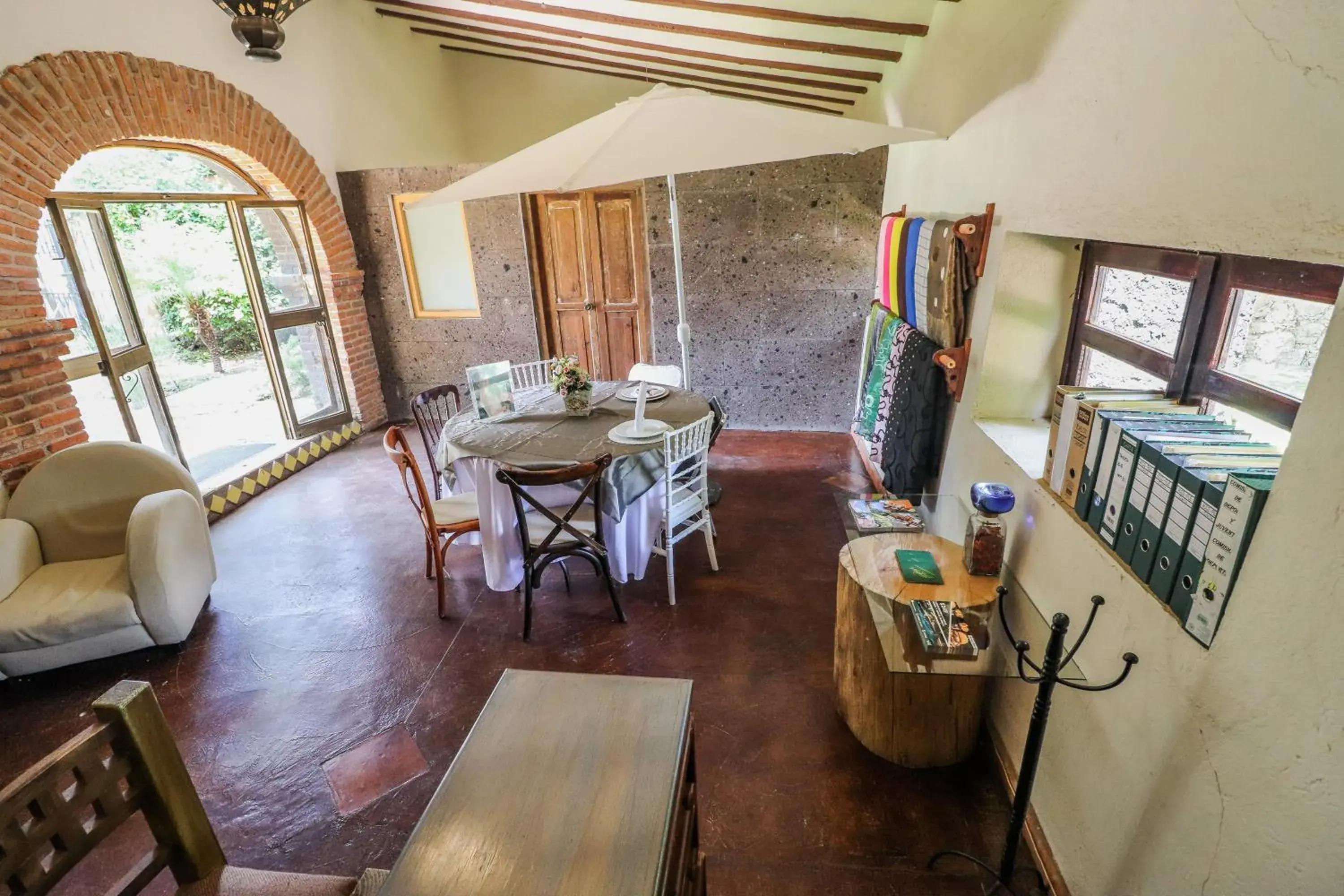 Living room in El Marques Hacienda