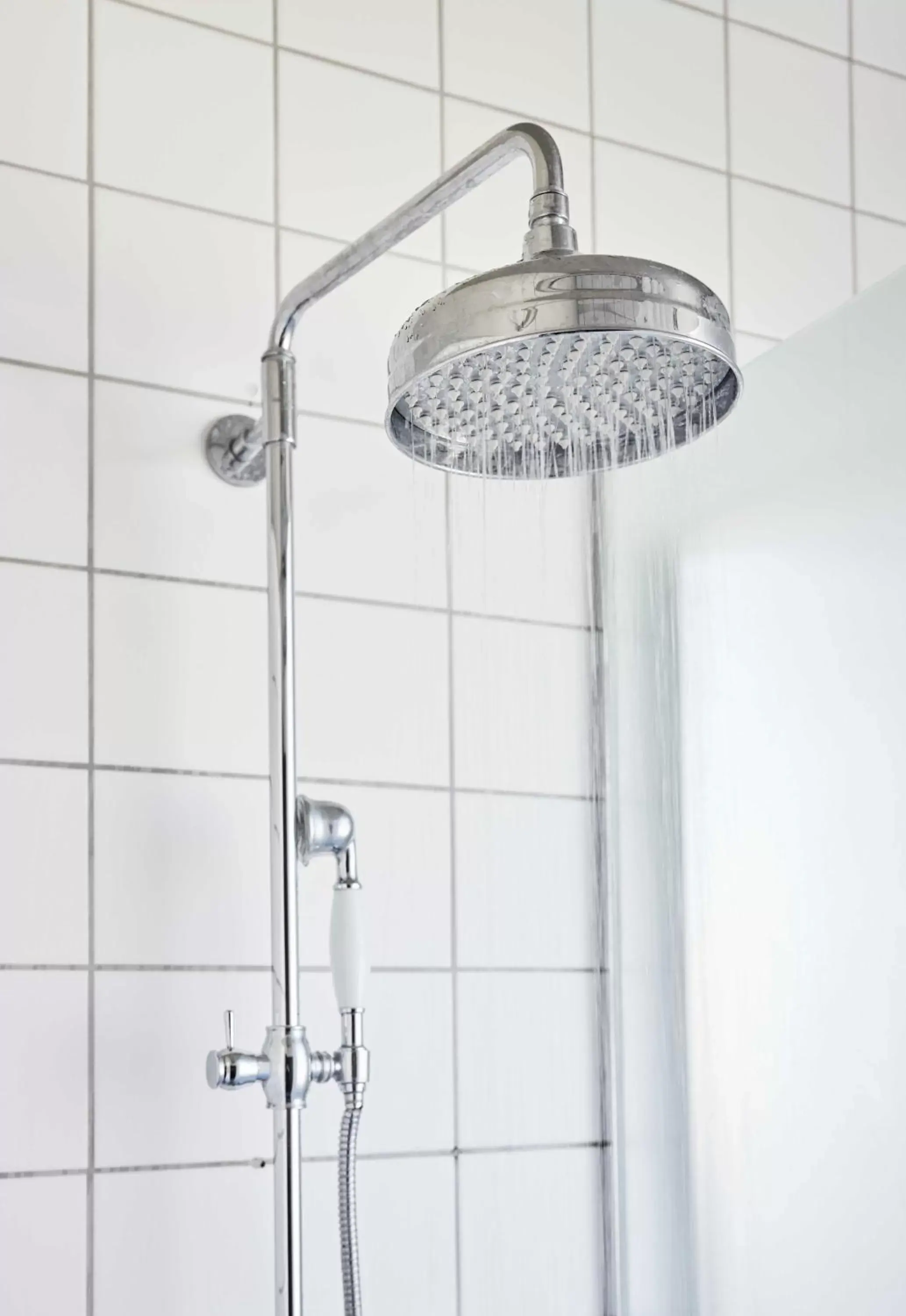 Shower, Bathroom in Rye115 Hotel