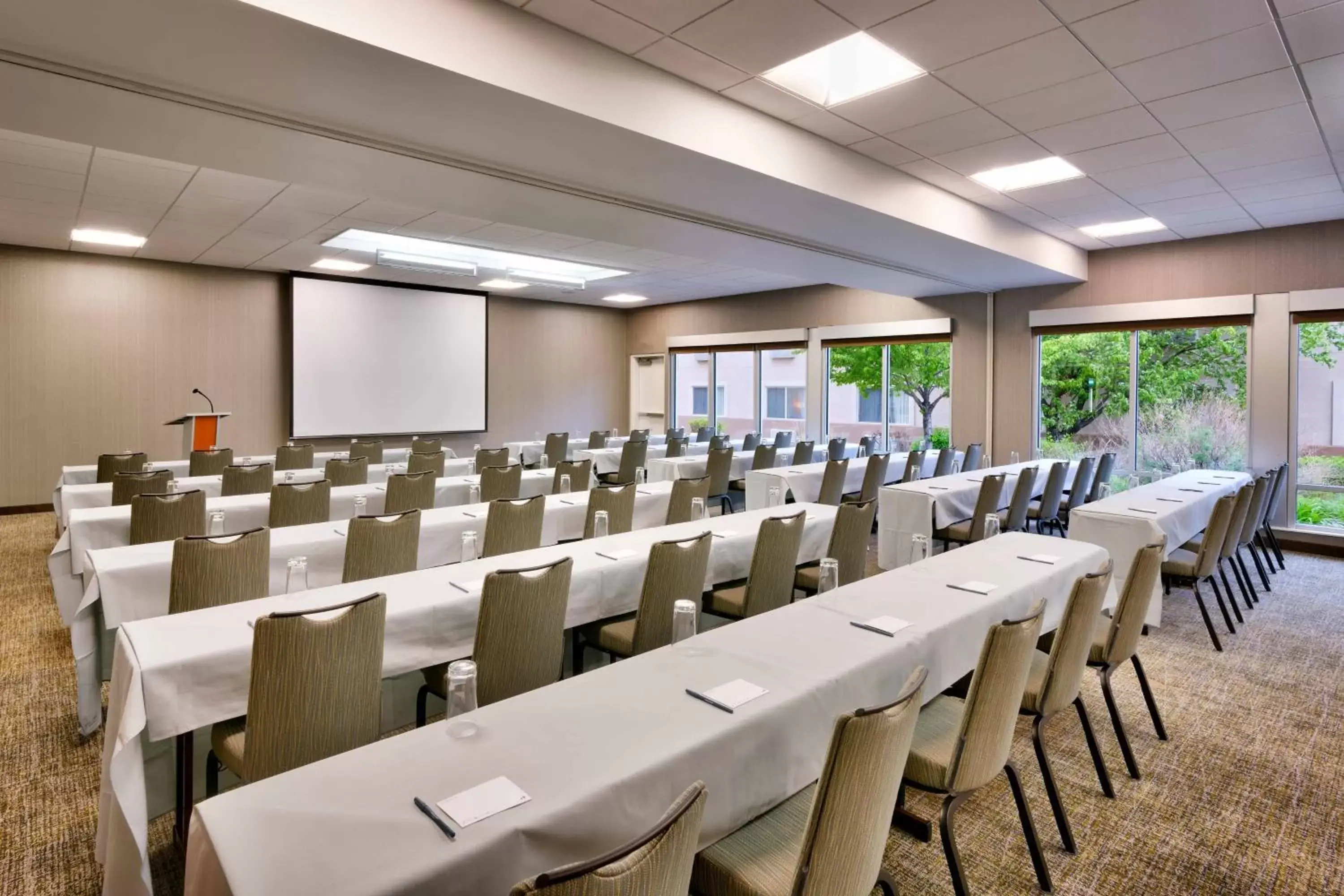 Meeting/conference room in SpringHill Suites by Marriott Salt Lake City Draper
