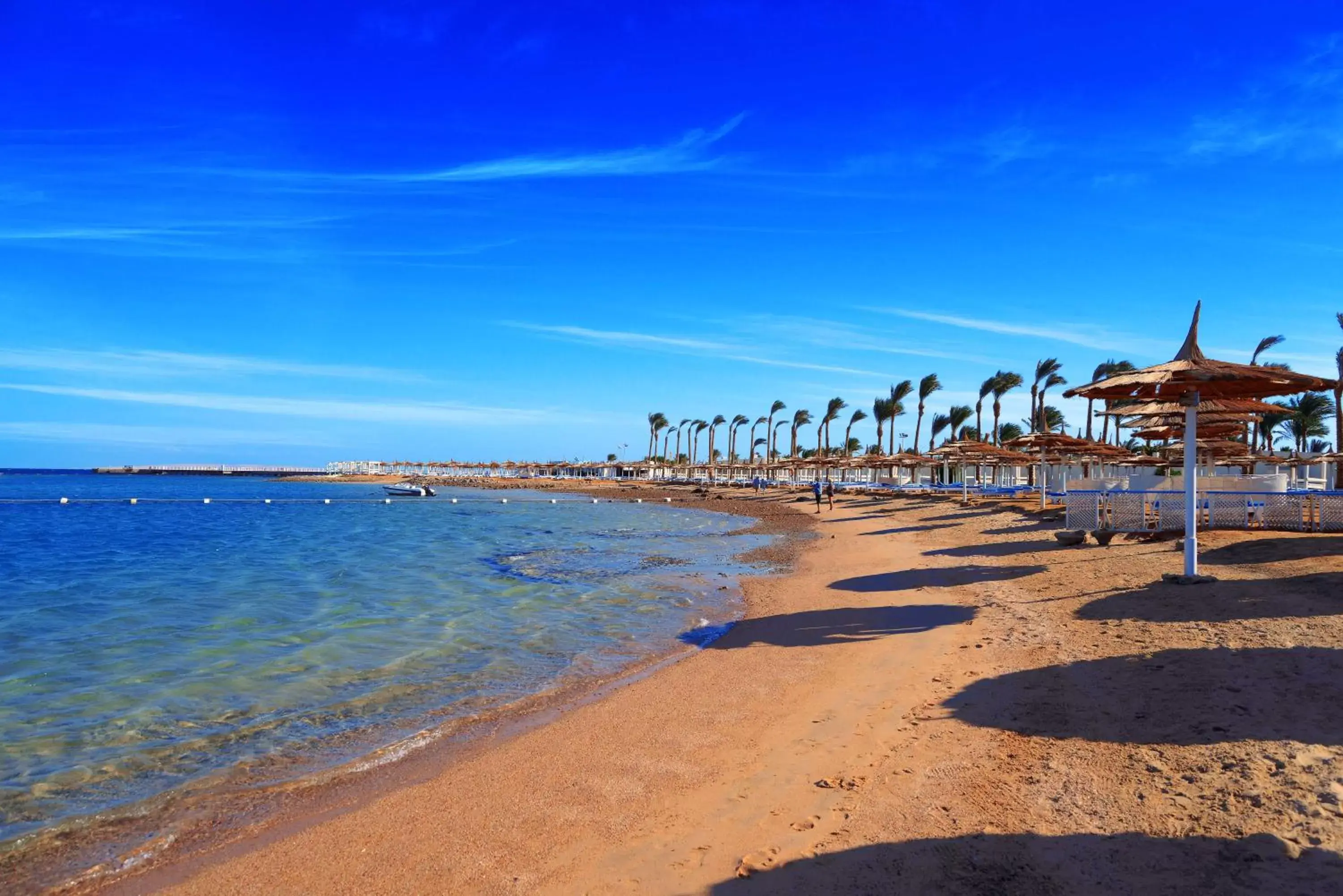 Beach in Pickalbatros Jungle Aqua Park - Neverland Hurghada