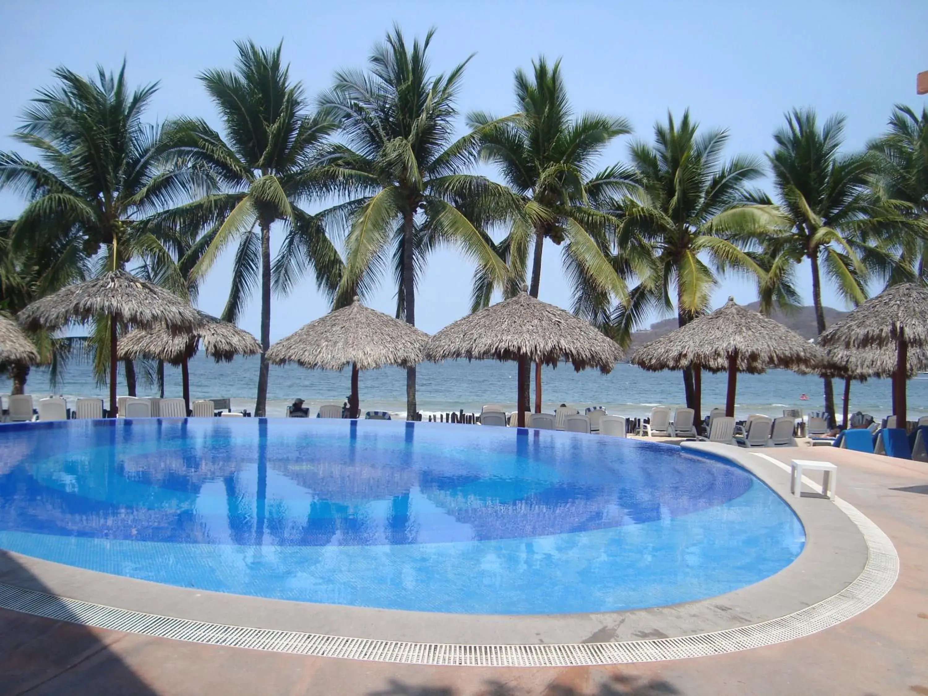 Day, Swimming Pool in Hotel Villa Mexicana