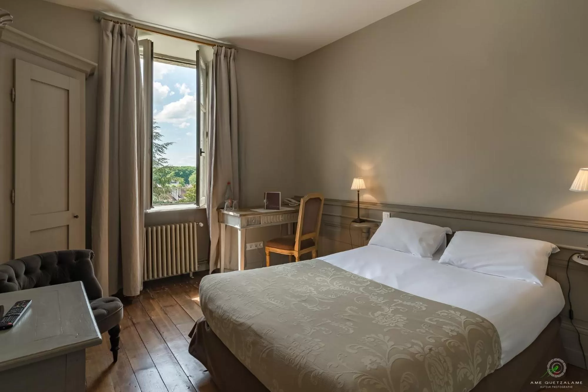 Bedroom, Bed in Hôtel Restaurant Spa Le Sauvage