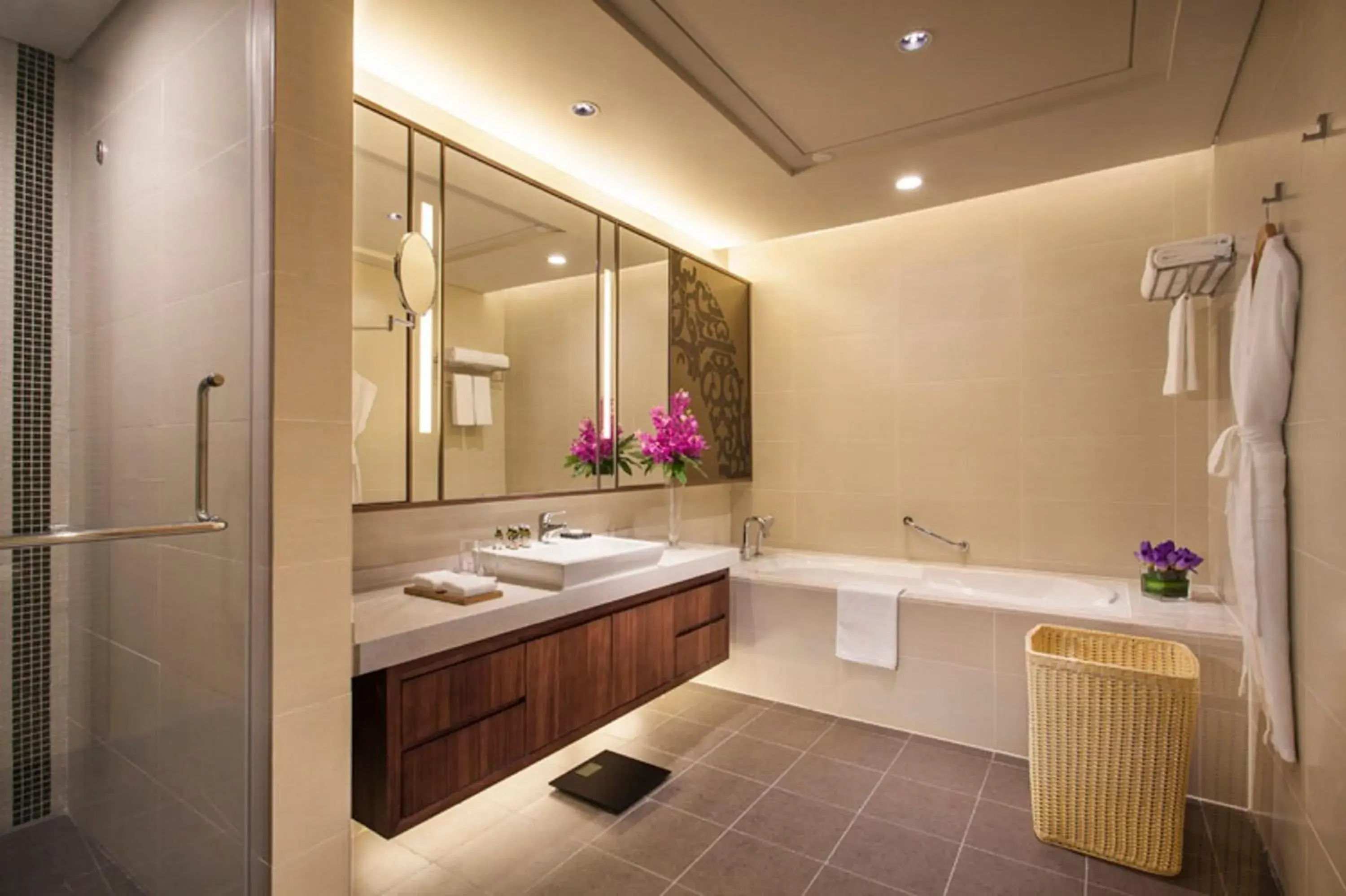 Toilet, Bathroom in Somerset Wusheng Wuhan
