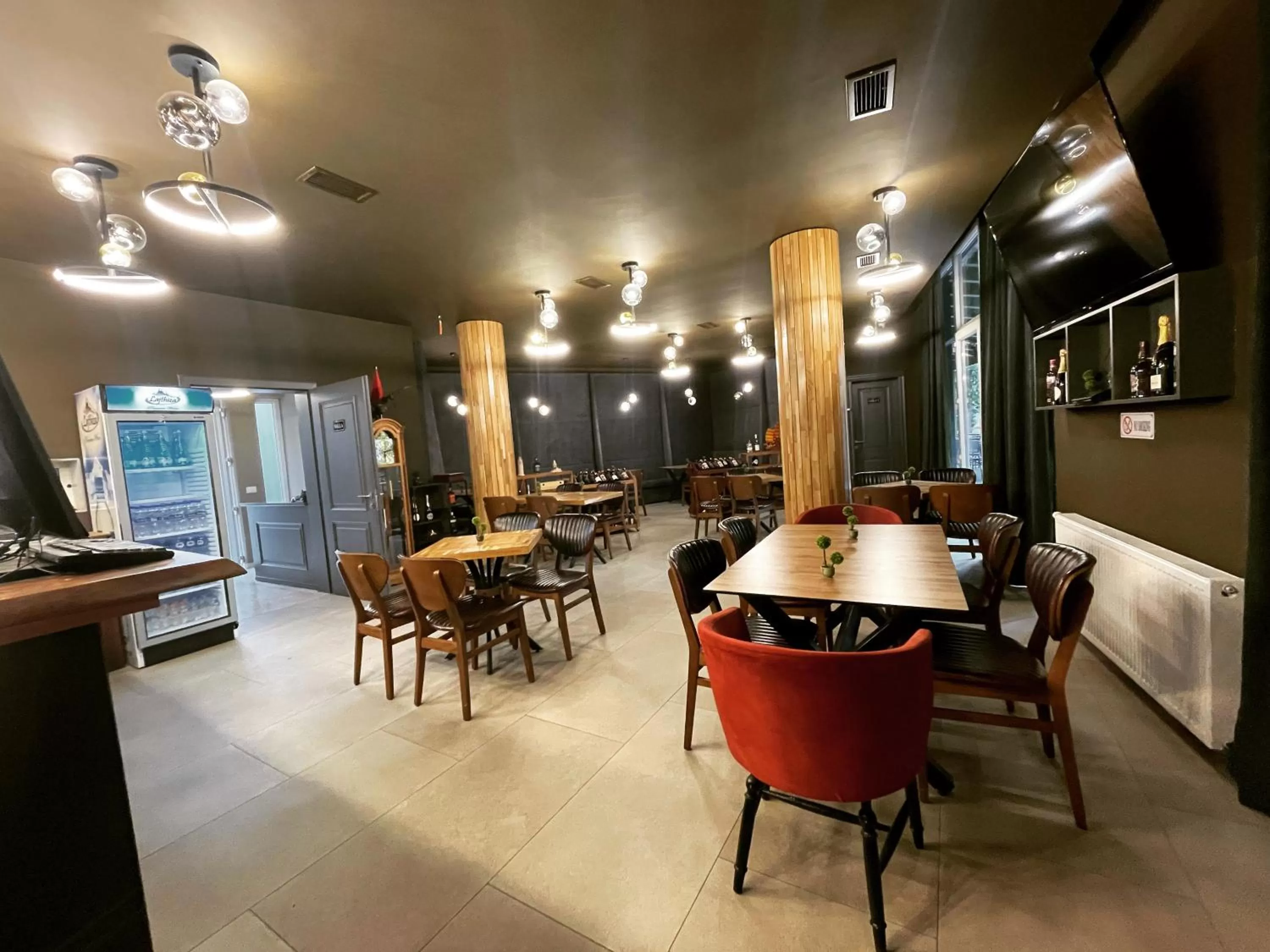 Restaurant/Places to Eat in GRAND JNK Boutique Hotel