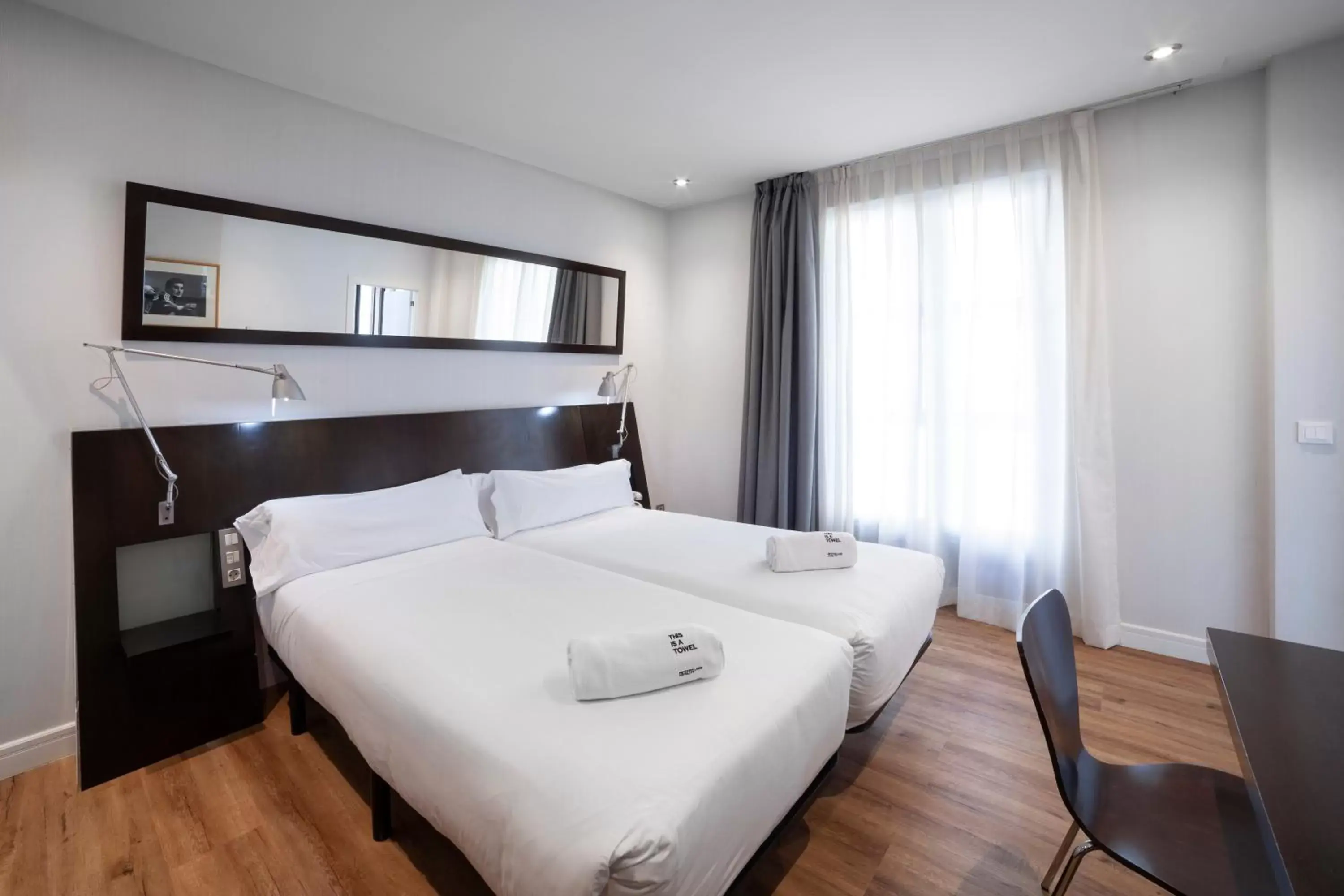 Bedroom, Bed in Petit Palace Arana Bilbao