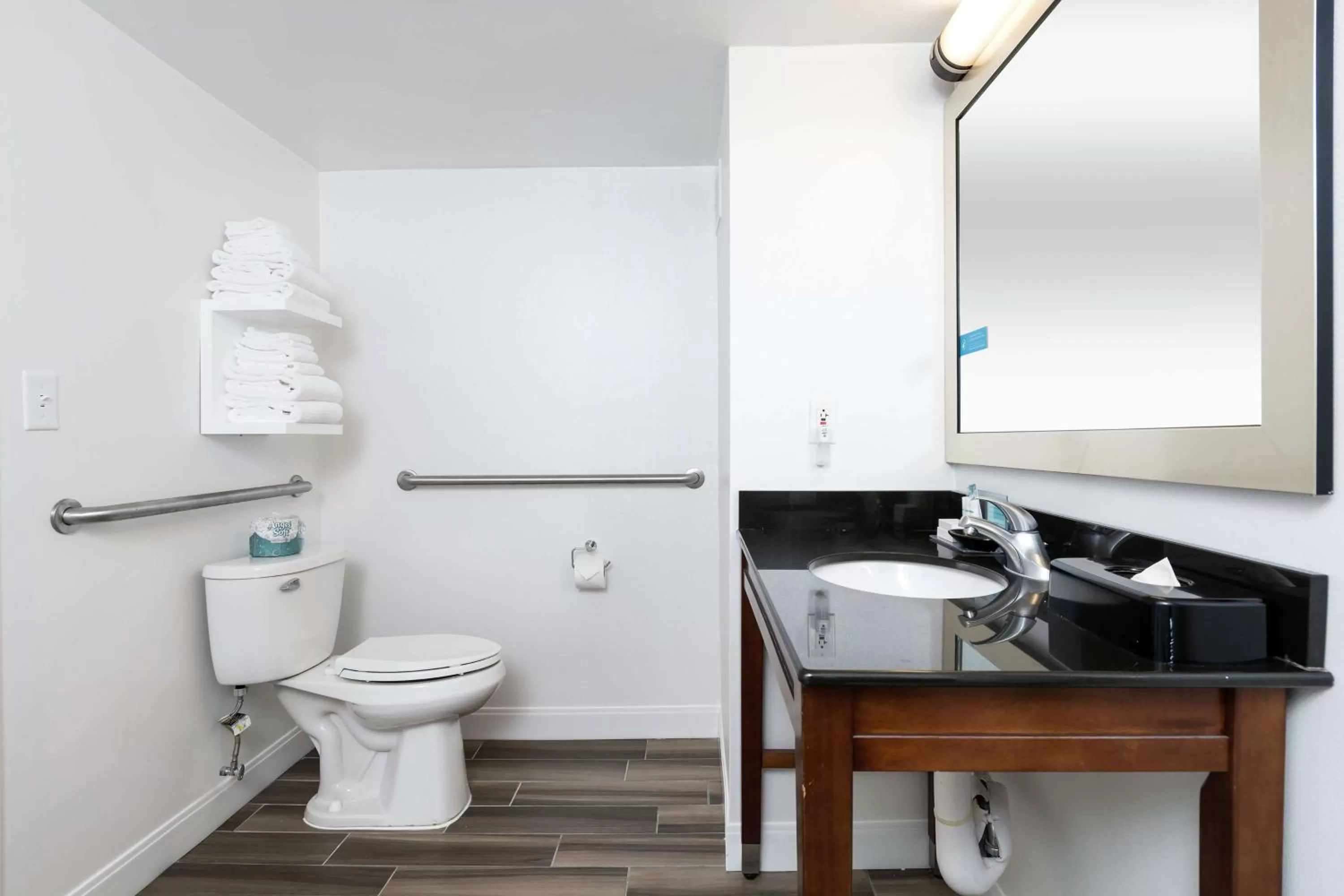 Bathroom in Hampton Inn & Suites Raleigh Cary Lenovo Center