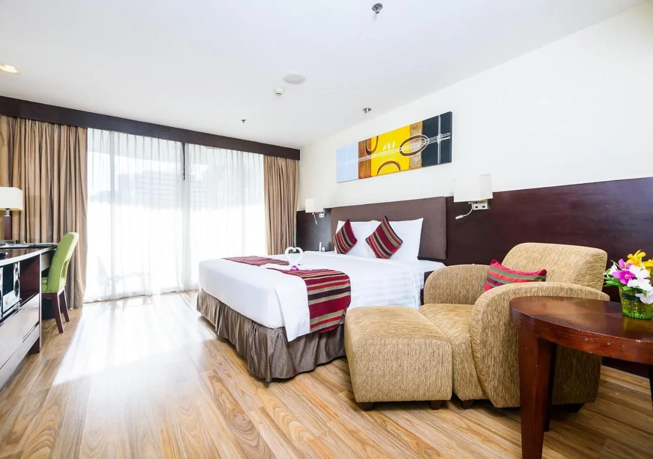 Bedroom, Bed in Lohas Residences Sukhumvit 2