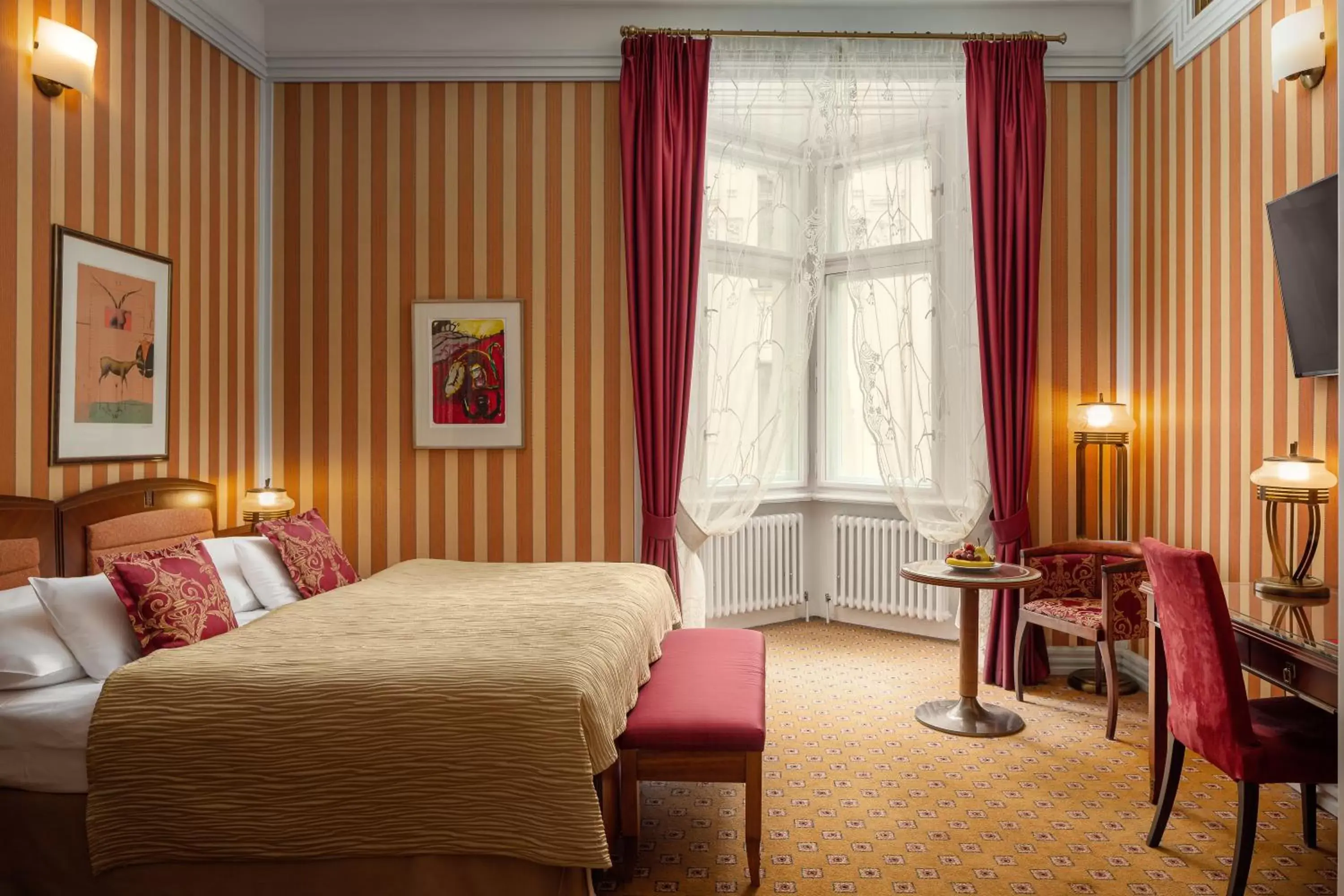 Deluxe Double or Twin Room in Hotel Paris Prague