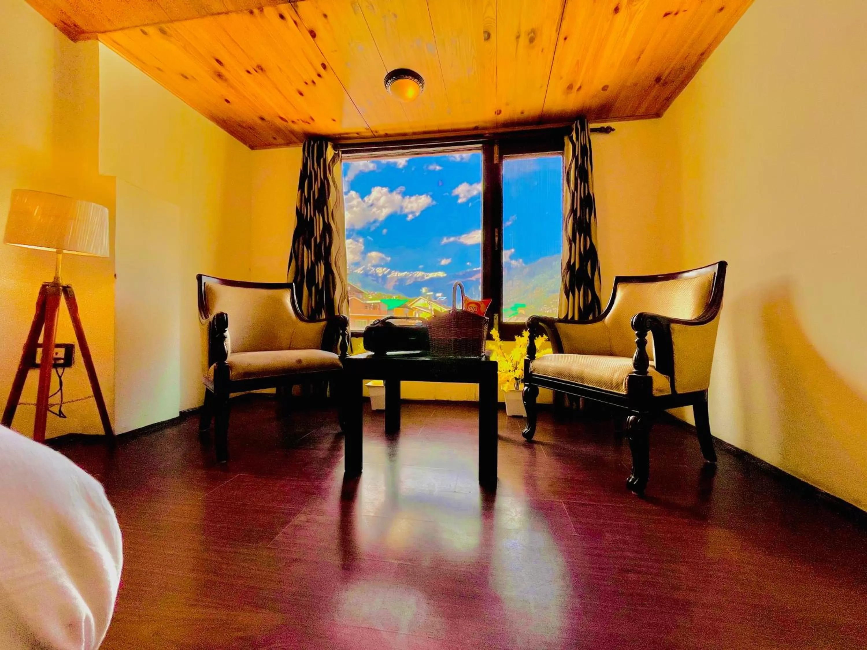 Seating Area in Dafodil INN - A Four star Luxury hotel, Manali