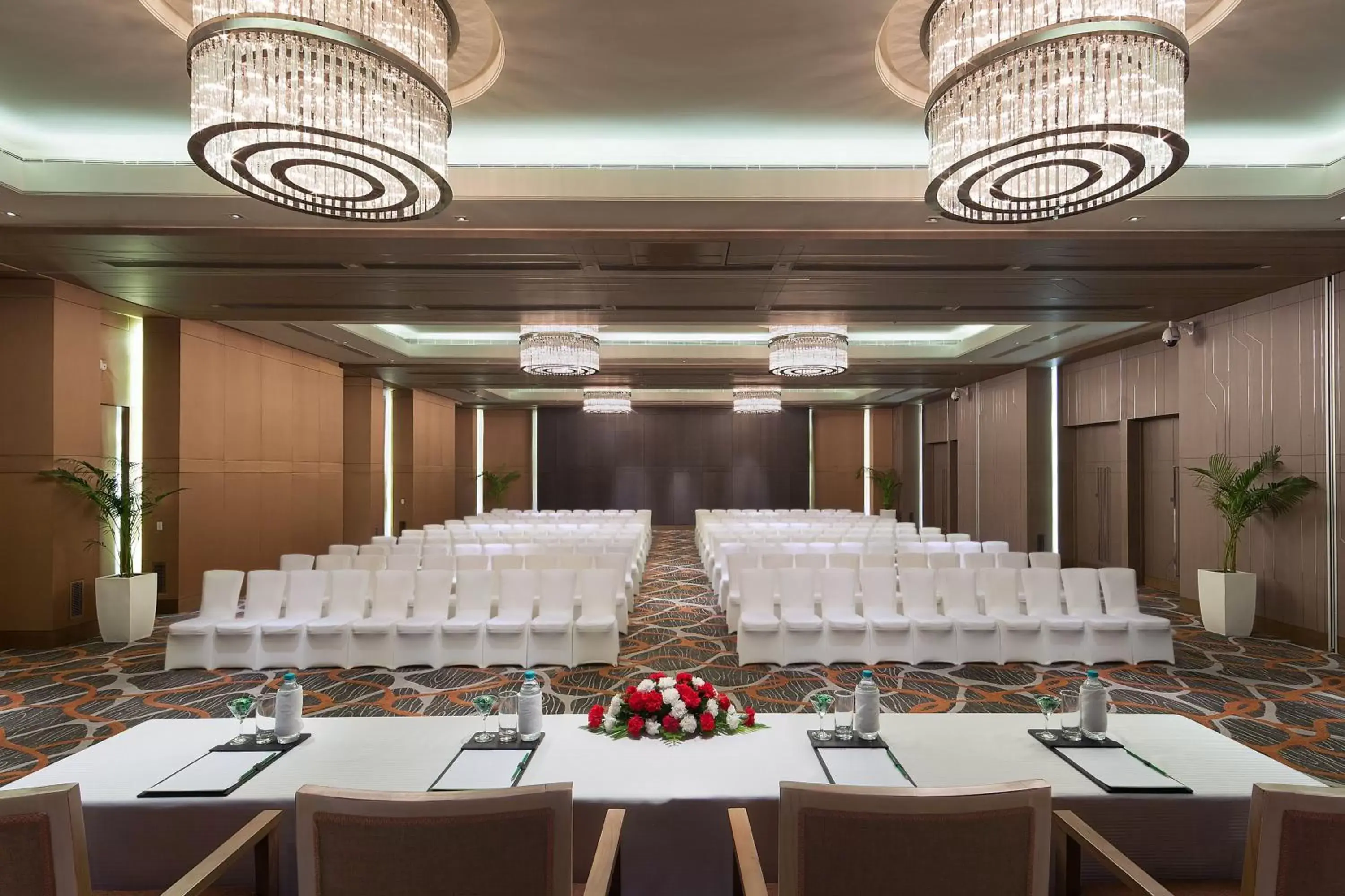 Banquet/Function facilities in Holiday Inn New Delhi International Airport, an IHG Hotel