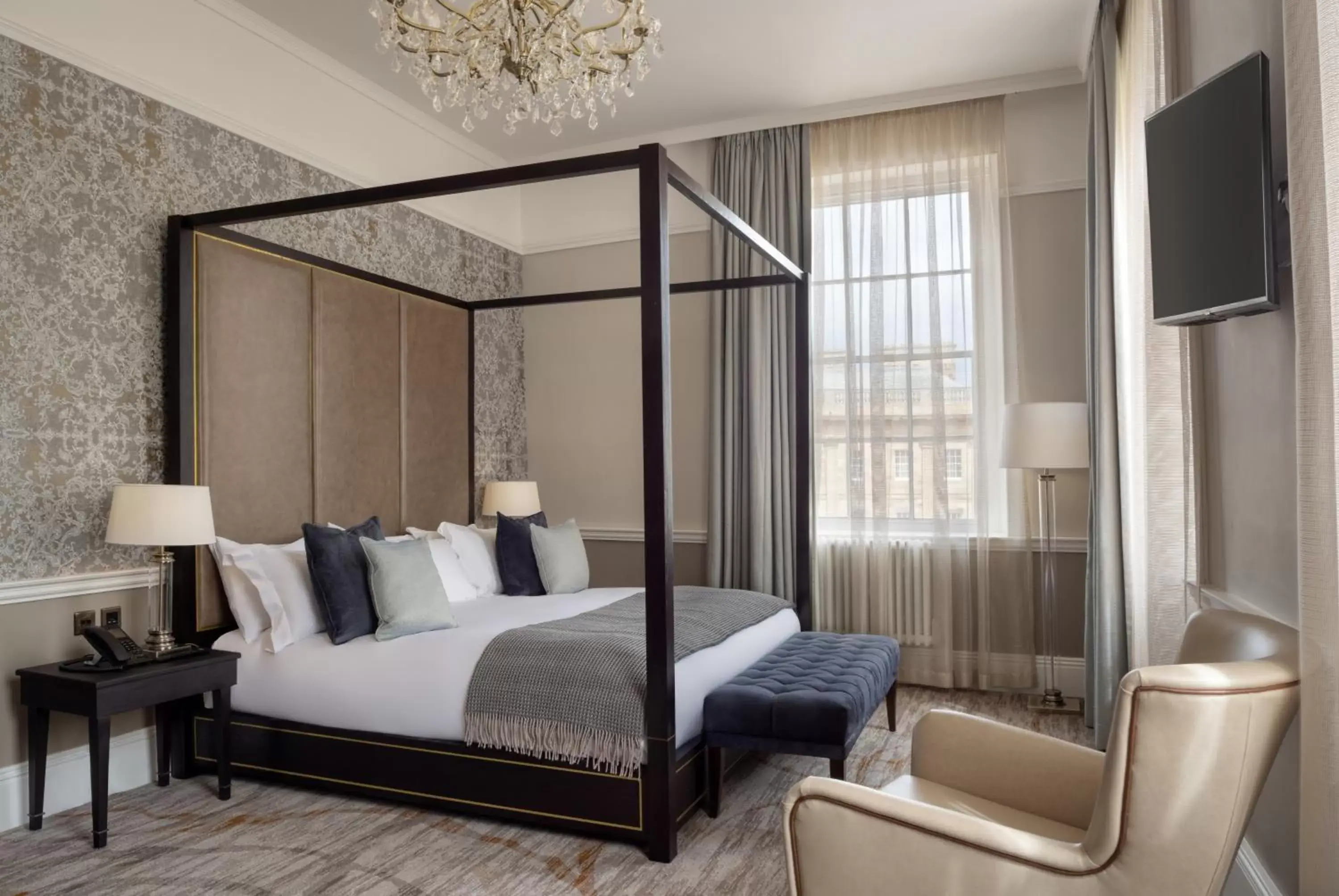 Bedroom, Bed in Buxton Crescent Bedroom, Bed in Buxton Crescent