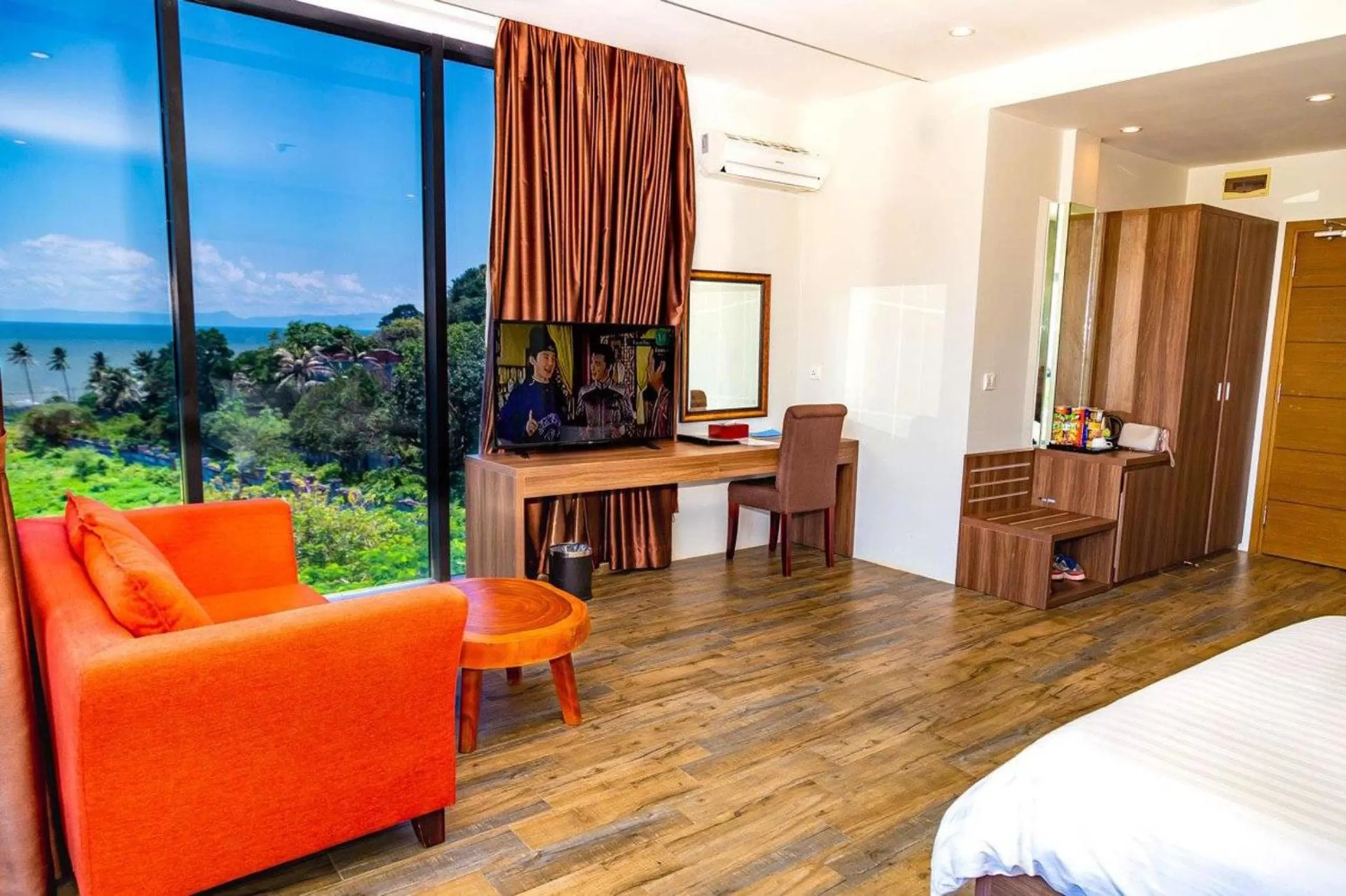 Bed in KEP BAY HOTEL & RESORT