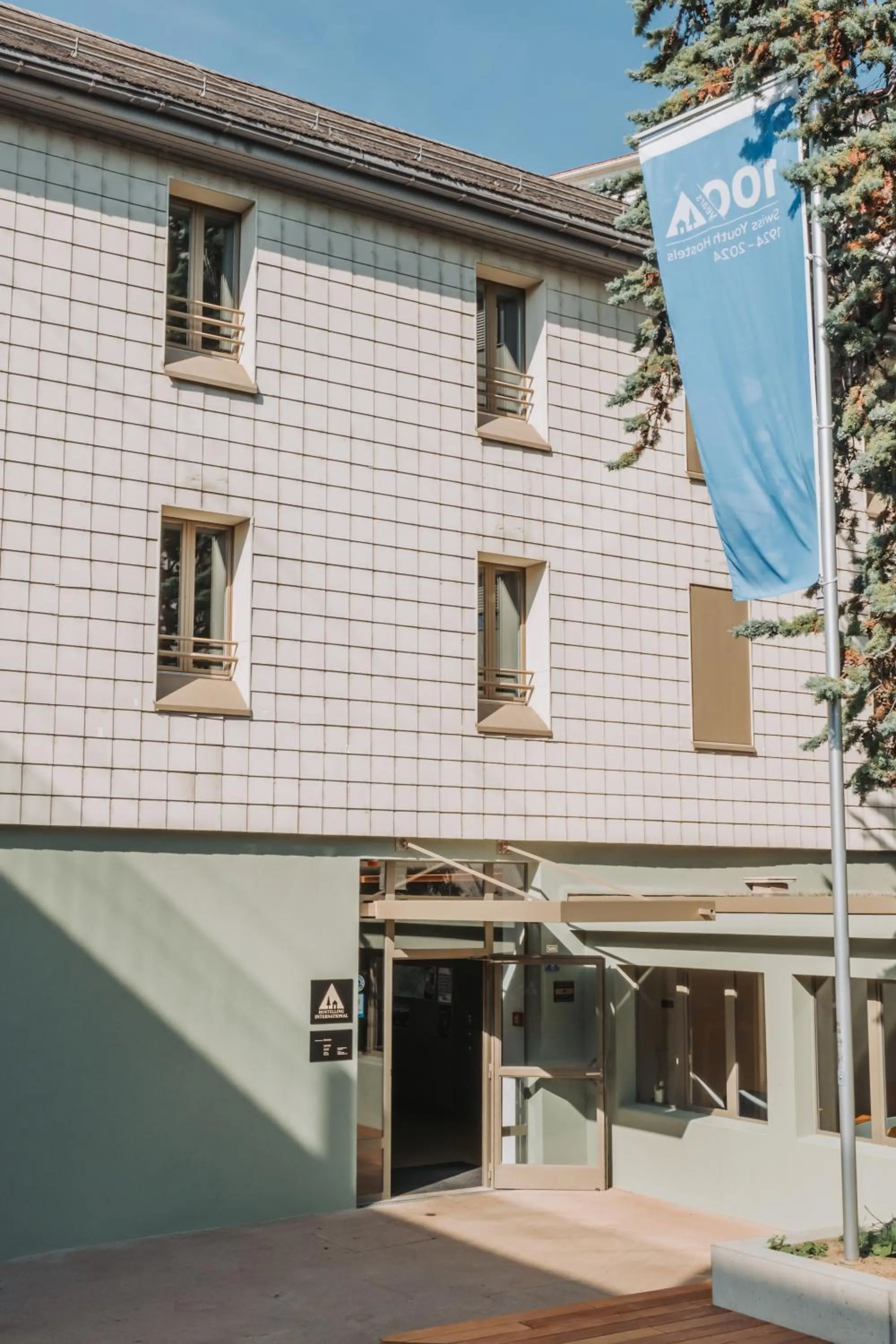 Property building in Montreux Youth Hostel