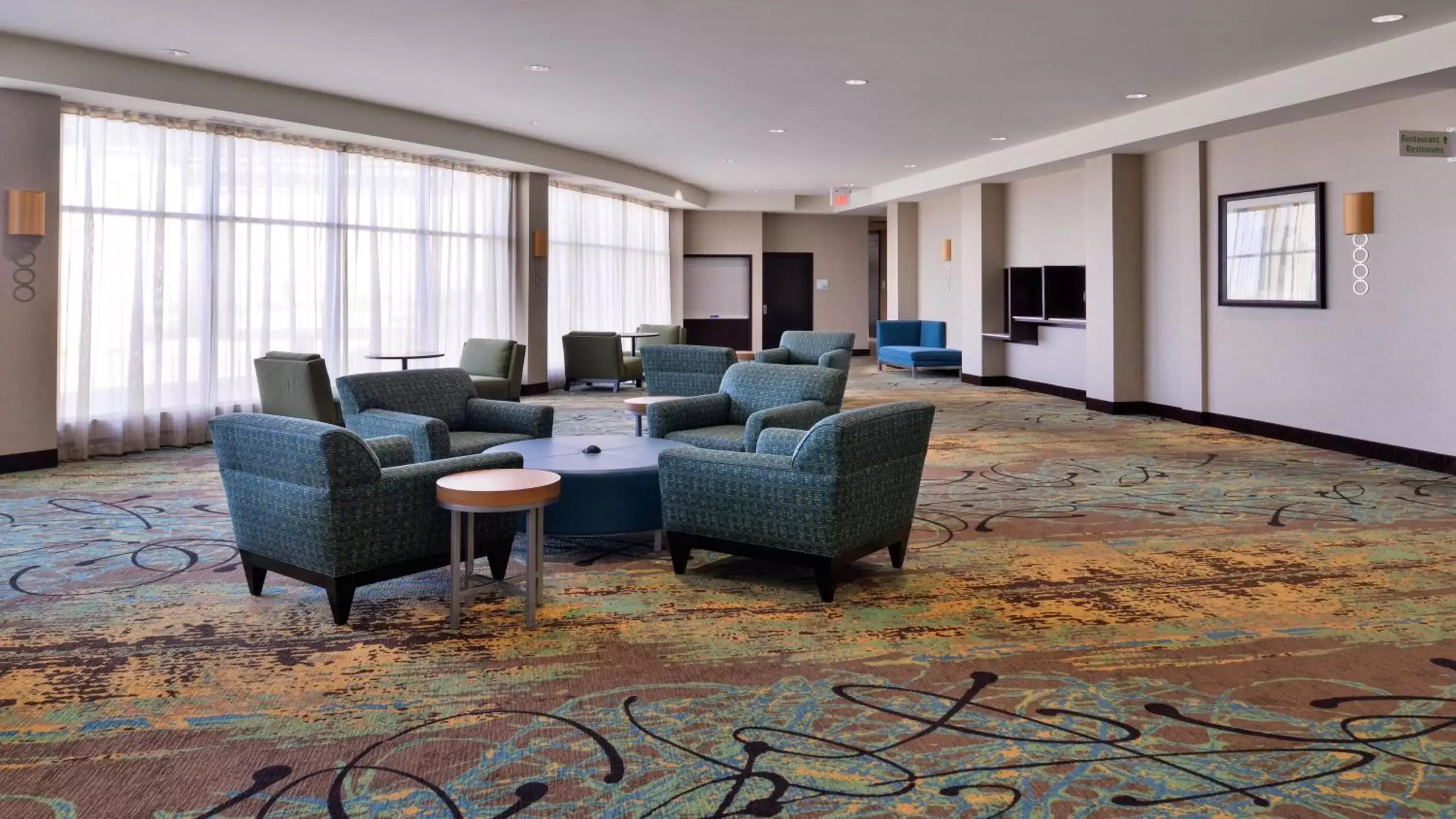 Meeting/conference room, Seating Area in Holiday Inn Hotel & Suites Edmonton Airport Conference Centre, an IHG Hotel