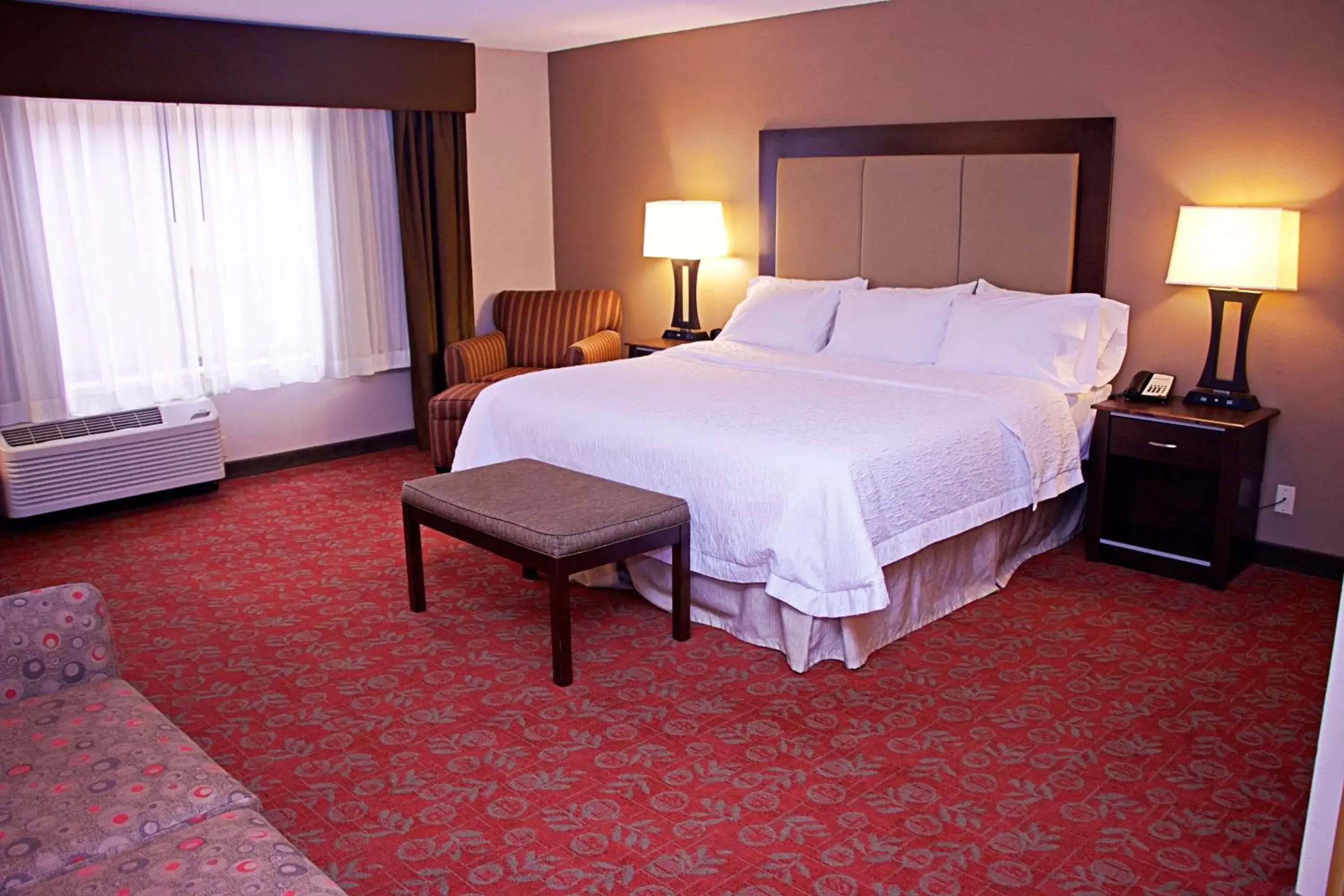 Bed in Hampton Inn & Suites Scottsbluff