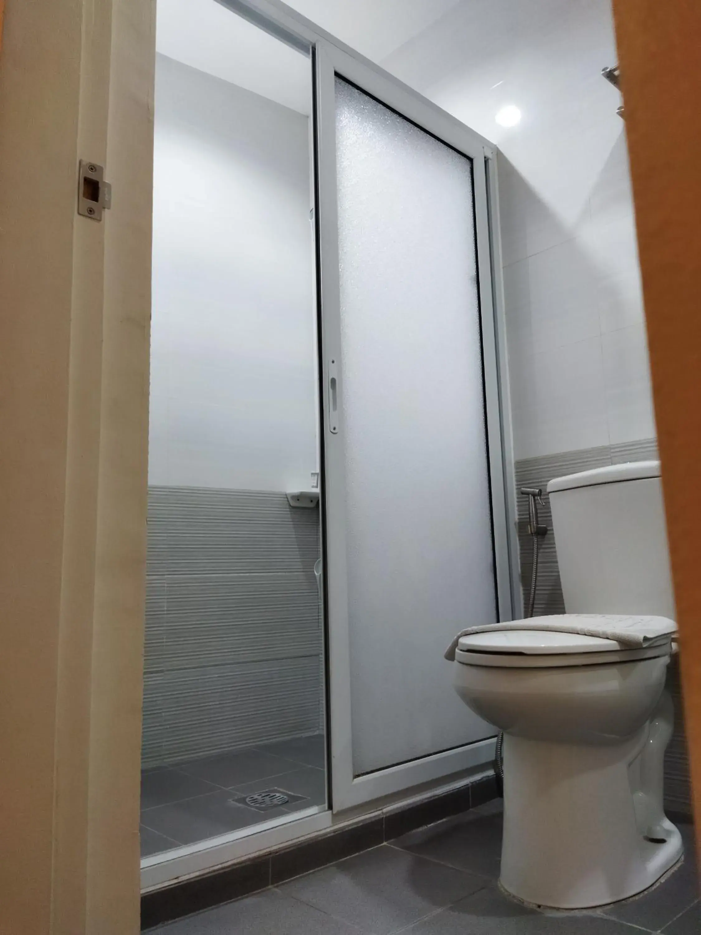 Bathroom in NS Royal Hotel