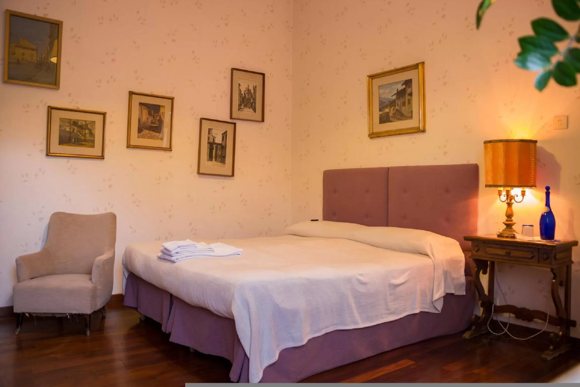 Photo of the whole room, Bed in Locanda dei Buoni e Cattivi
