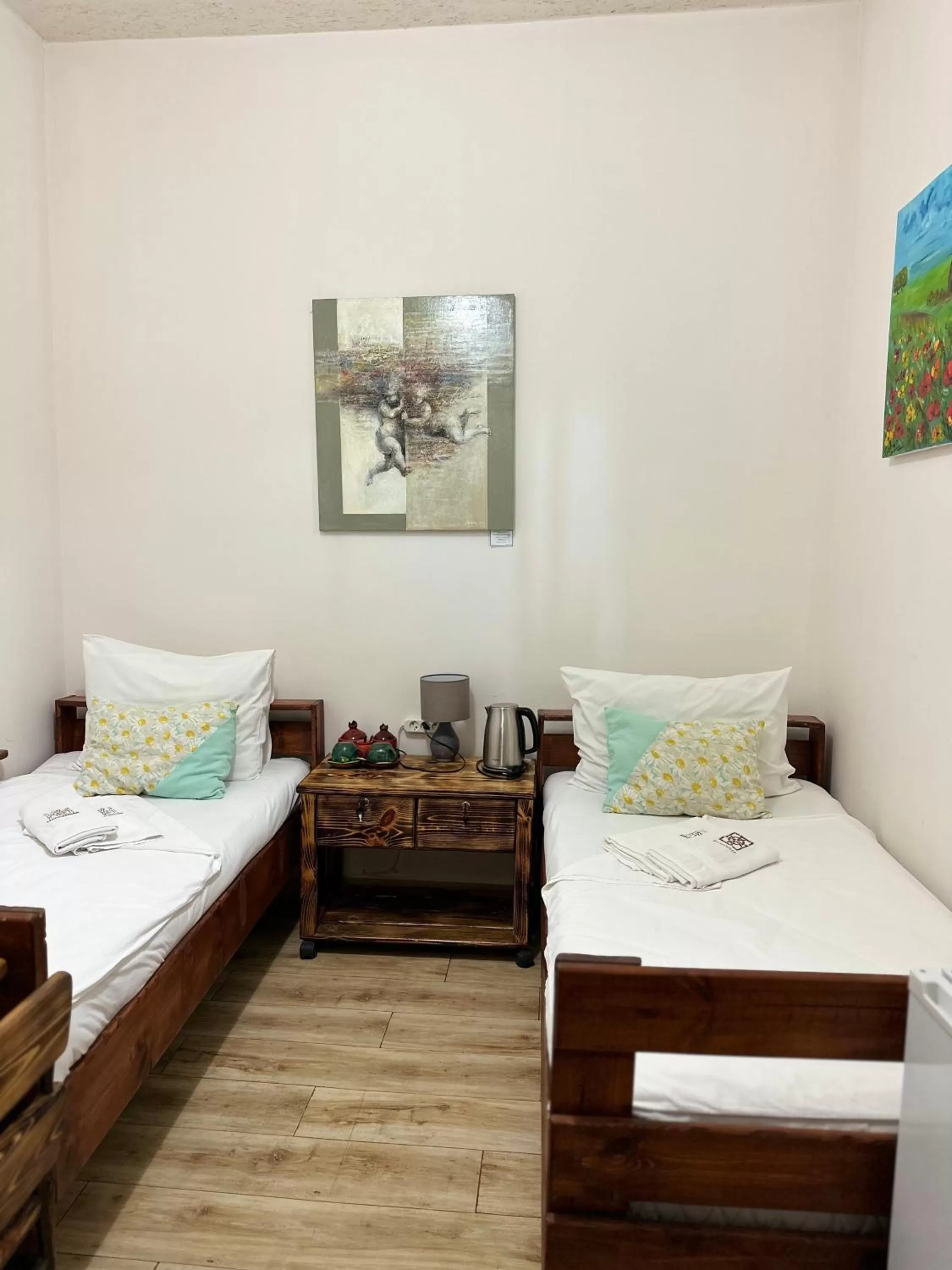 Bed in Machanents Art Hotel