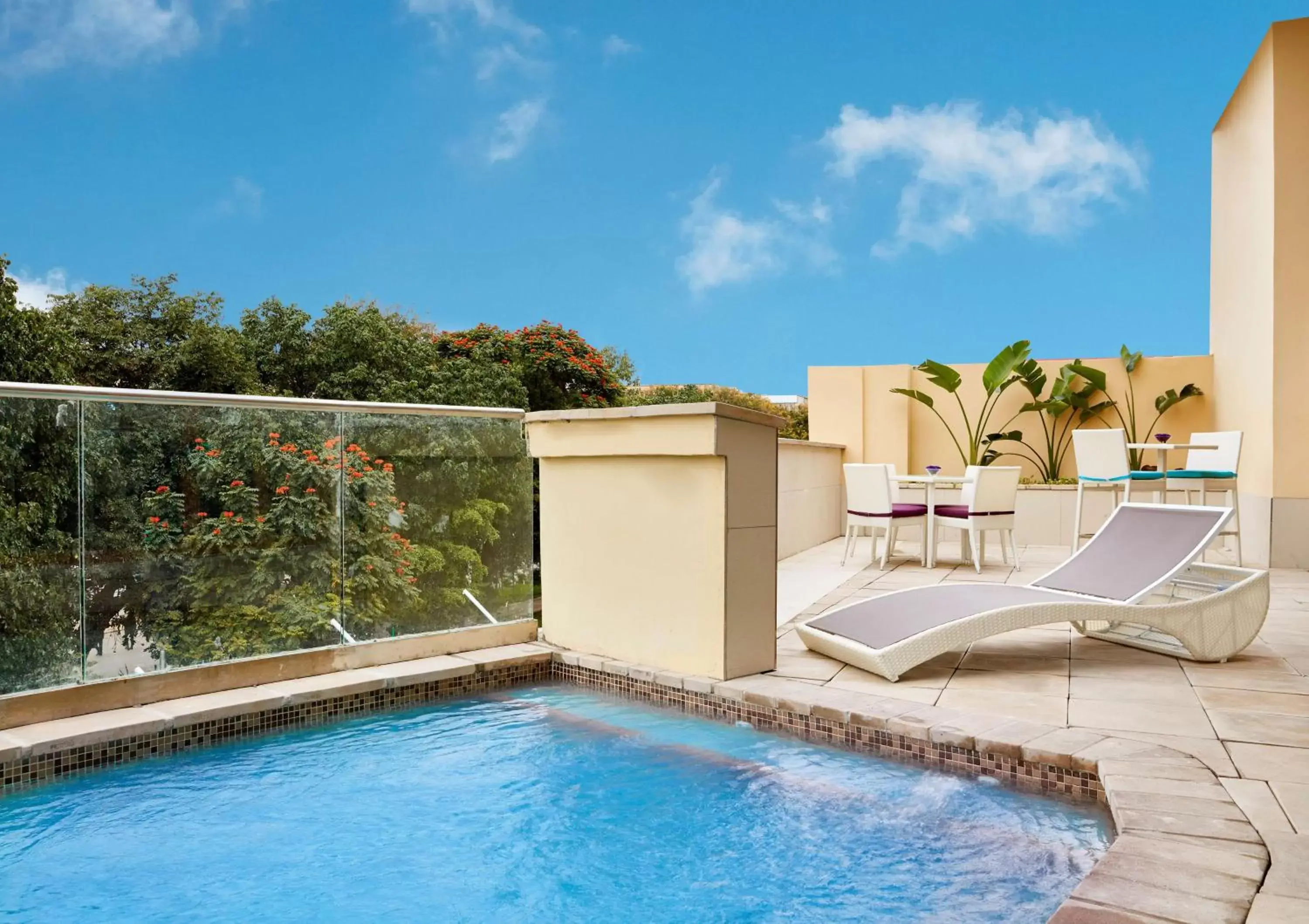 Pool view, Swimming Pool in Hilton Garden Inn Society Business Park