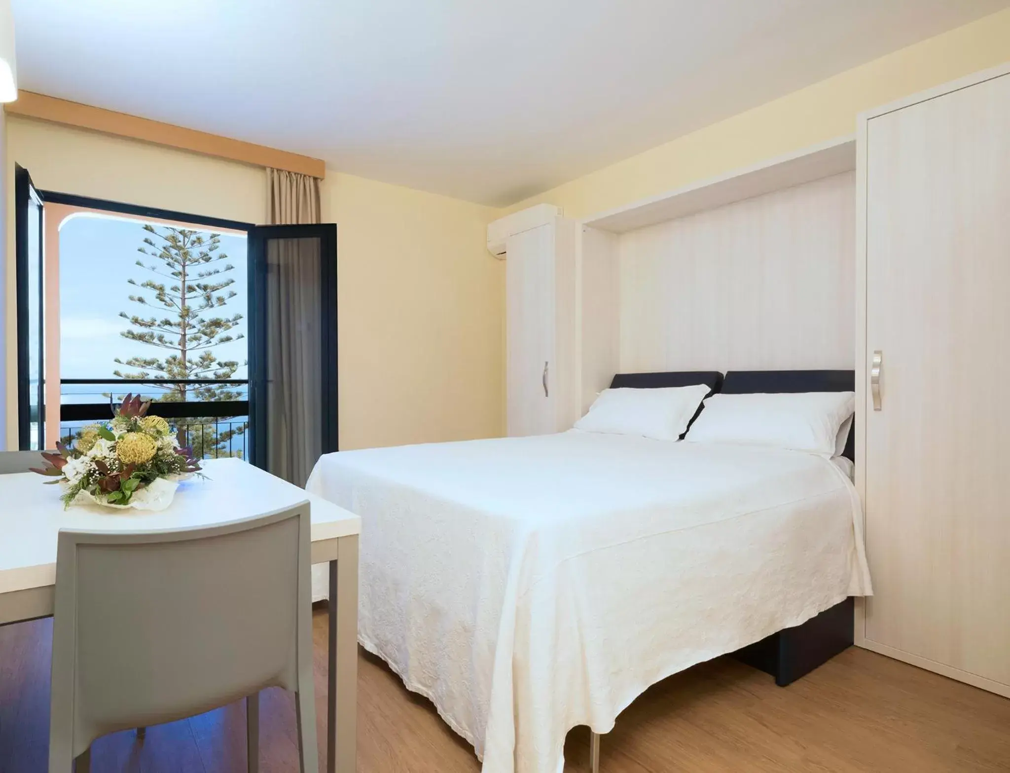 Club Studio with Sea View - single occupancy in Dom Pedro Garajau Club Studio with Sea View - single occupancy in Dom Pedro Garajau