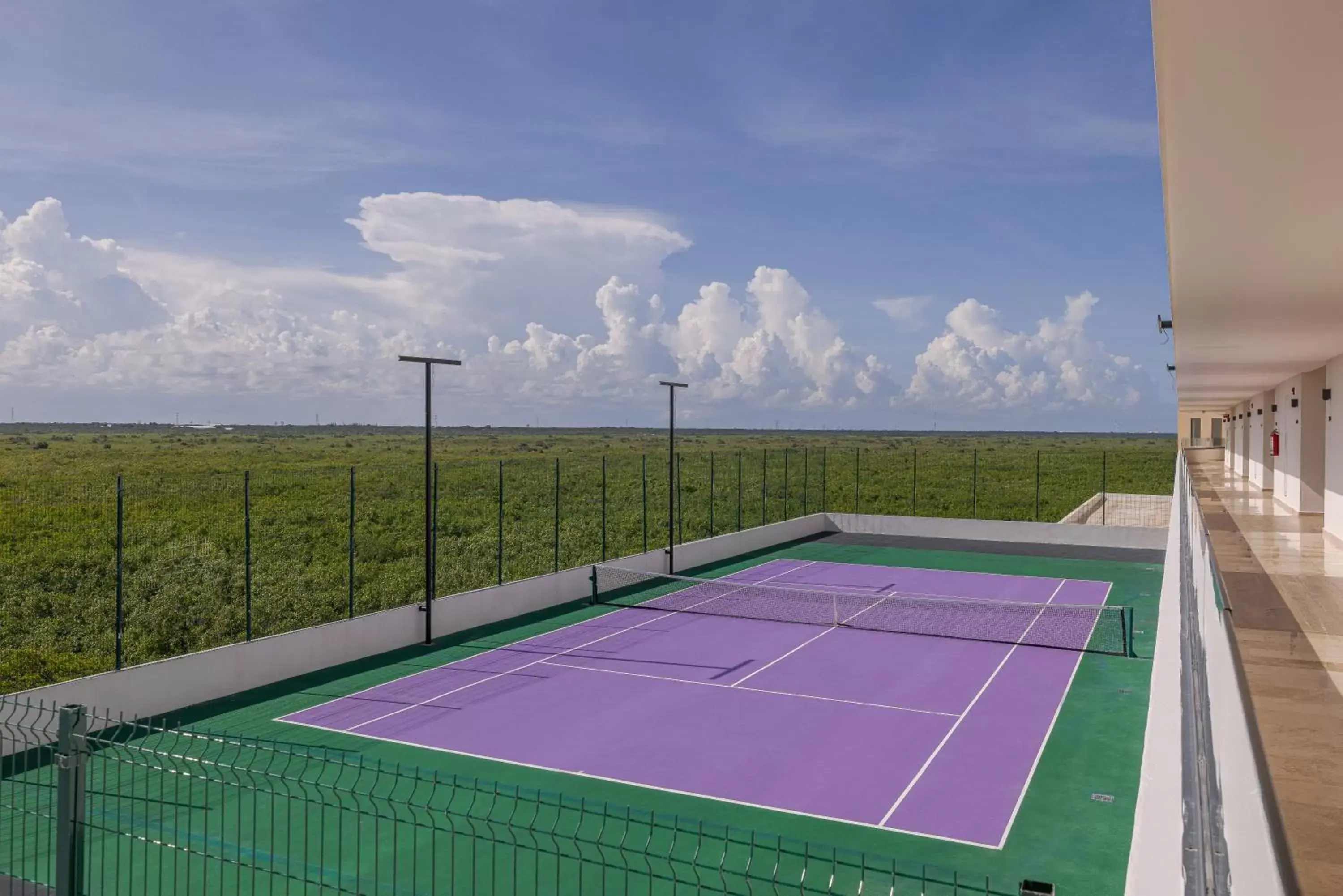 Tennis court, Tennis/Squash in Sensira Resort & Spa Riviera Maya All Inclusive