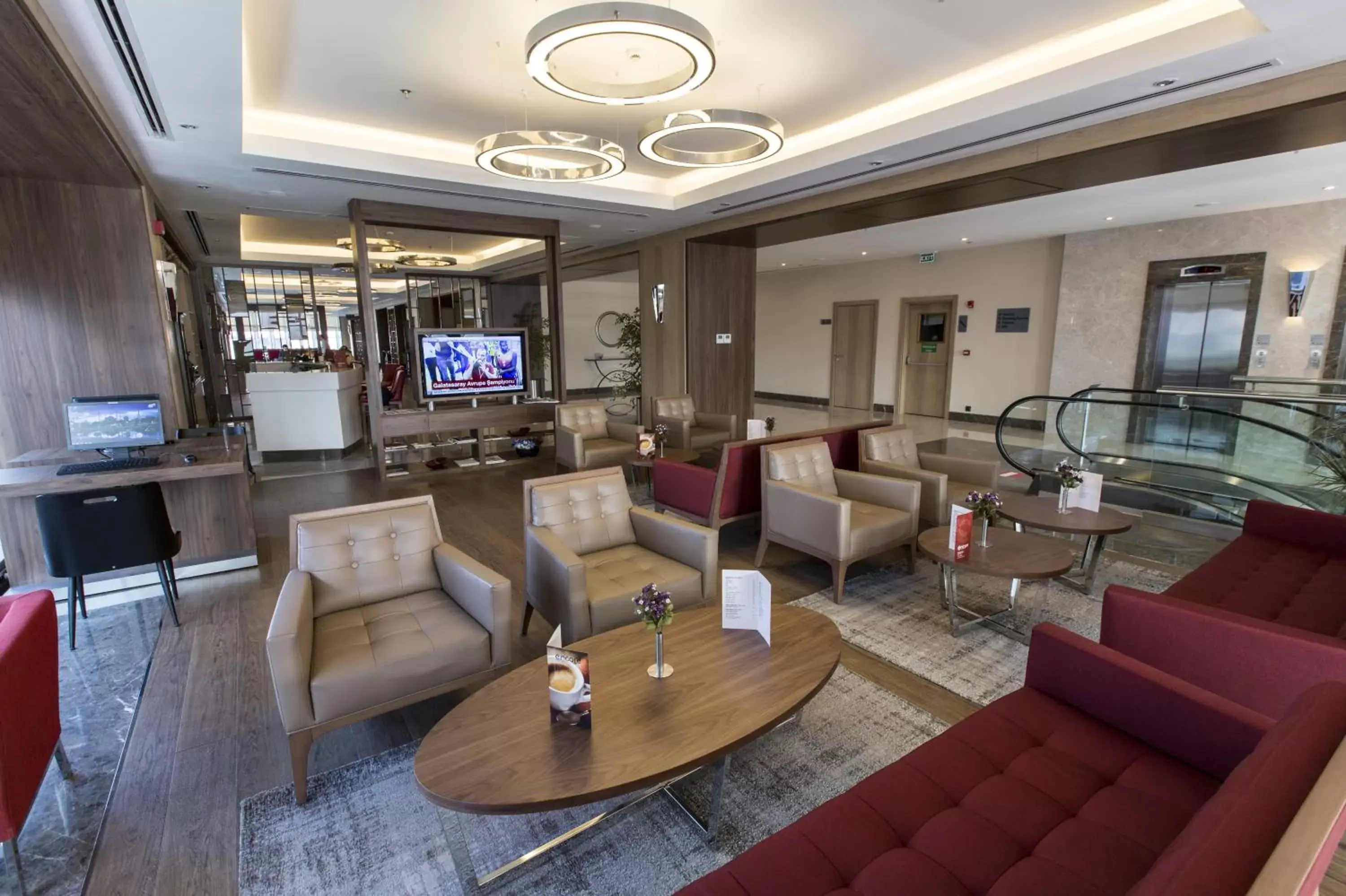 Communal lounge/ TV room, Lounge/Bar in Ramada Encore Istanbul Bayrampasa