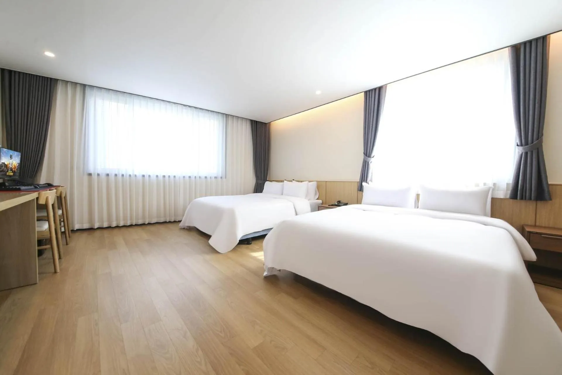 Bed in Benikea hotel