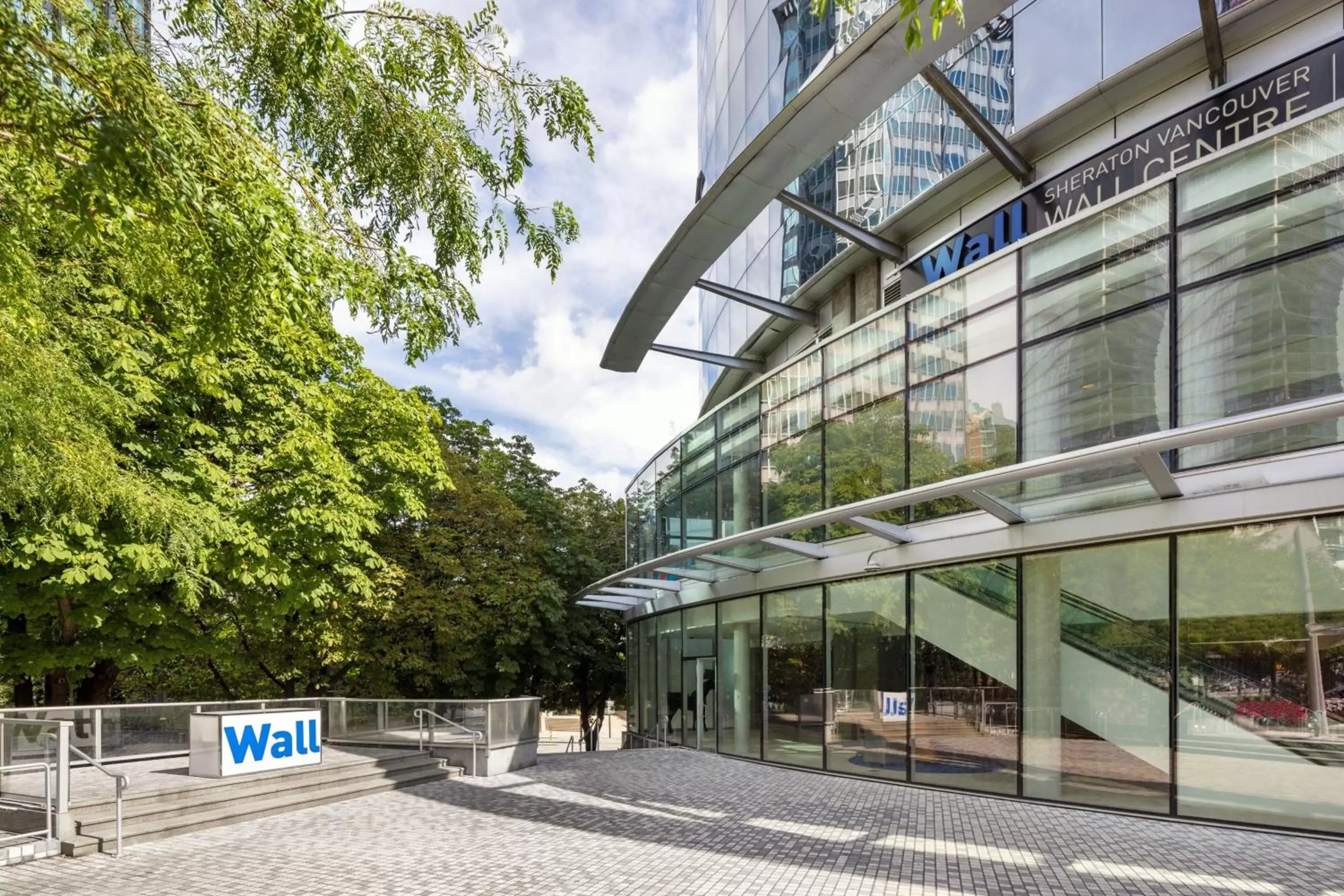 Property Building in Sheraton Vancouver Wall Centre