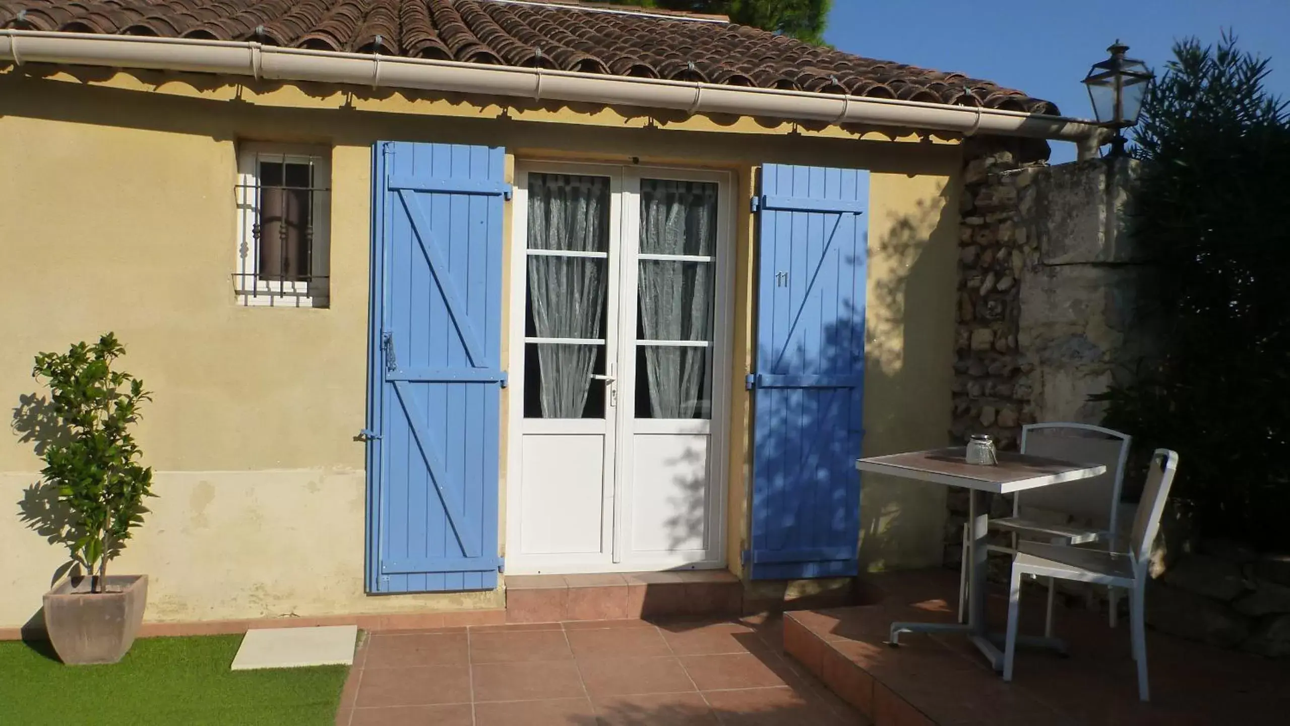 Patio in La Bastide Saint Bach