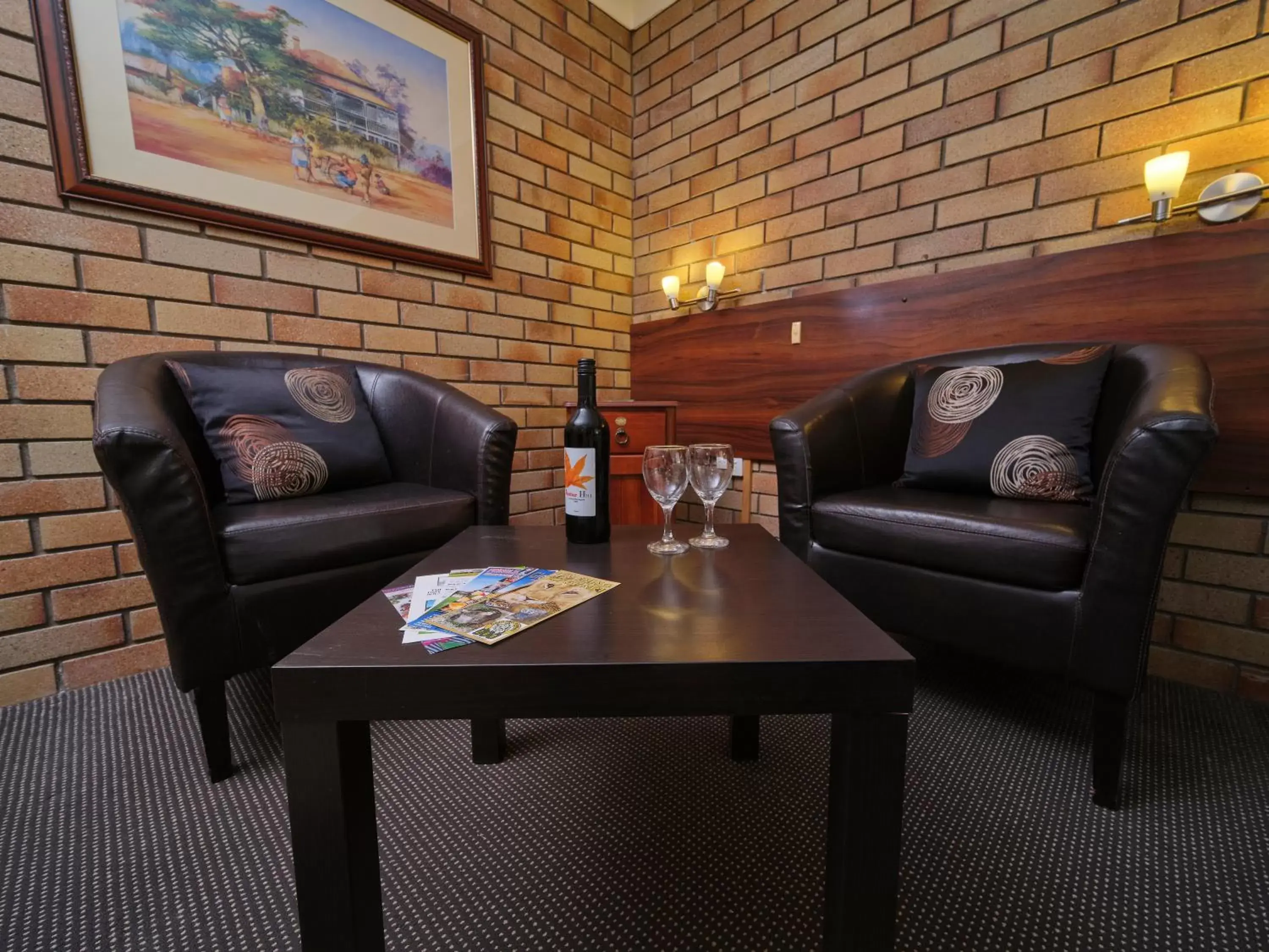 Dining area, Seating Area in City View Motel